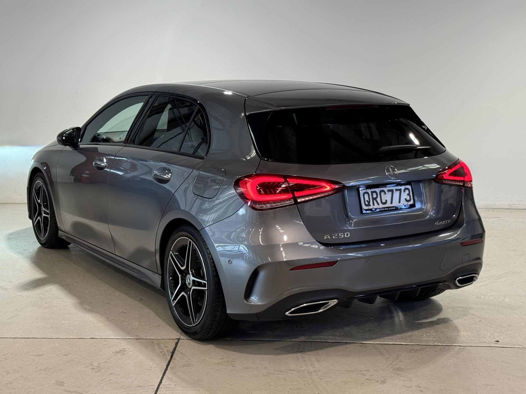 2022 Mercedes-Benz A 250 | 4MATIC 2.0PT | 24355 | 5