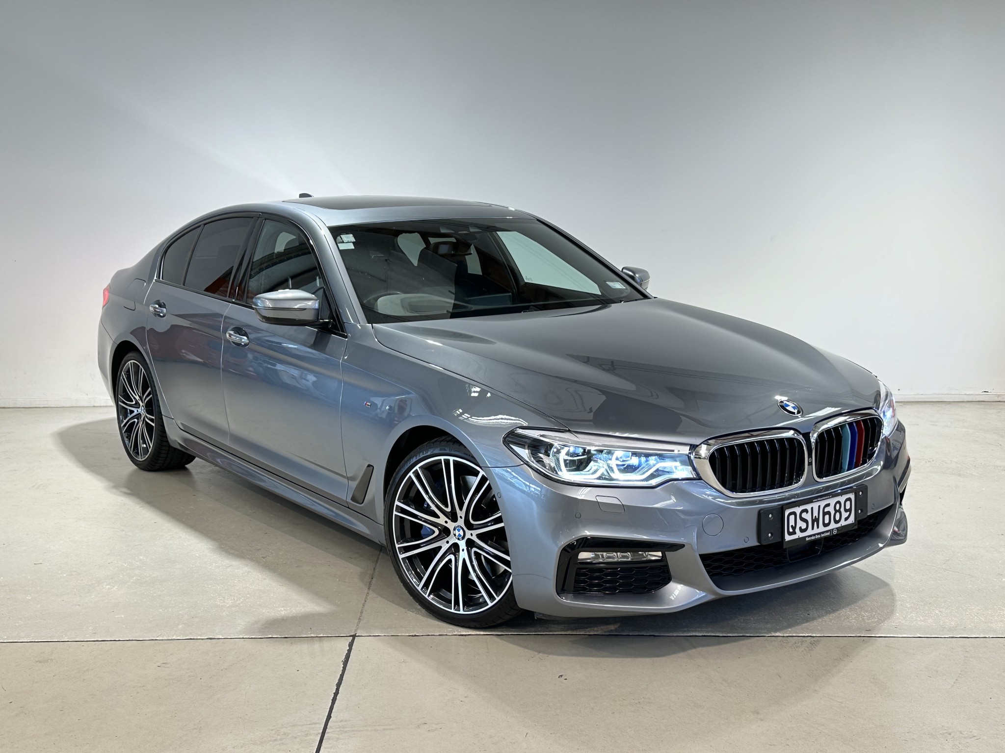 2017 BMW 5 SERIES | 540I 3.0P/8AT | 24690 | 1