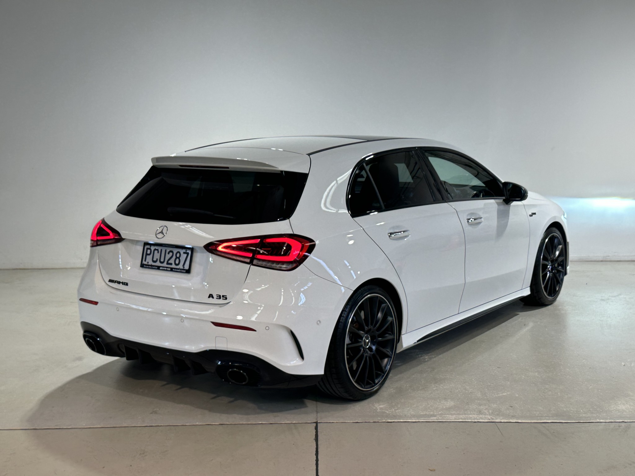 2021 Mercedes-Benz A 35 | A35 AMG 4M 2.0P/4WD | 24756 | 3