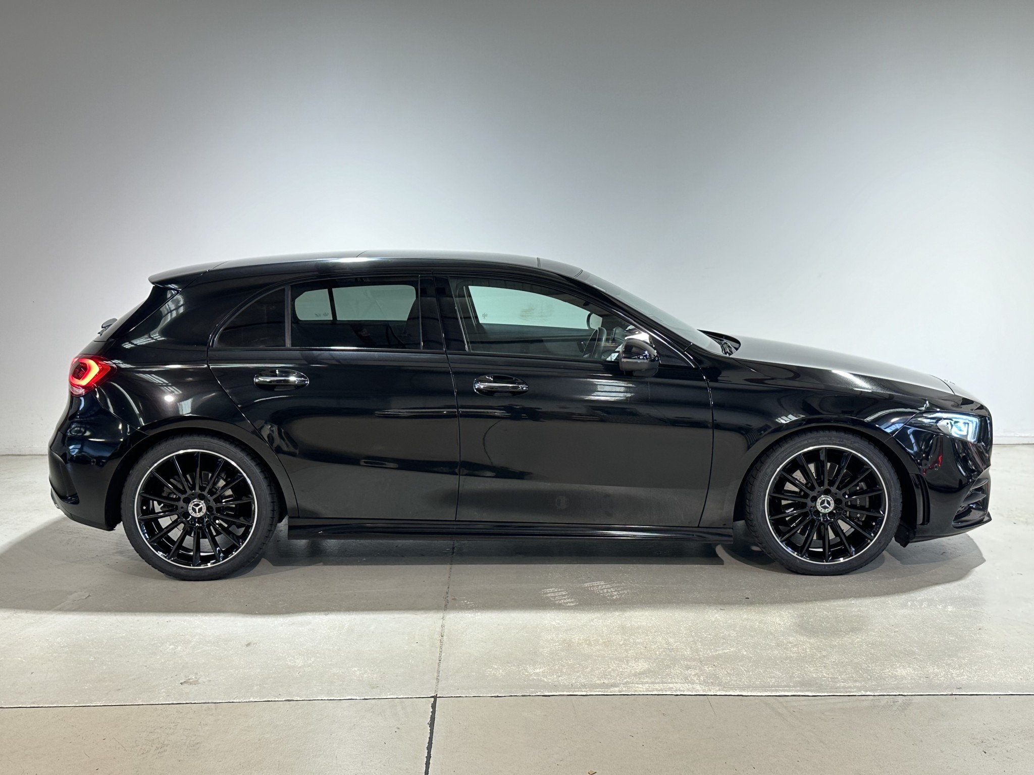 2019 Mercedes-Benz A 250 | A250 4M 2.0P/7AT | 24758 | 2