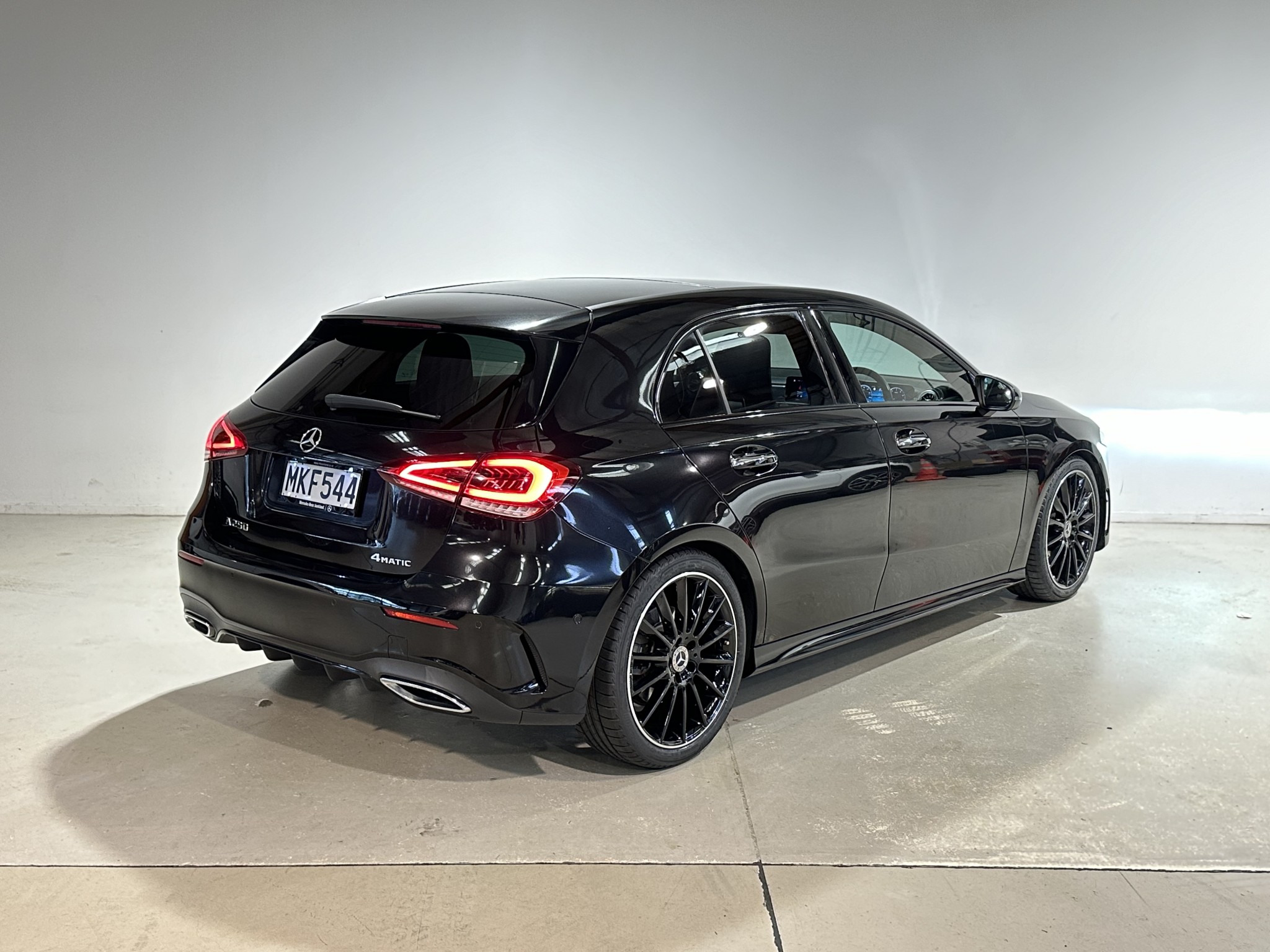 2019 Mercedes-Benz A 250 | A250 4M 2.0P/7AT | 24758 | 3