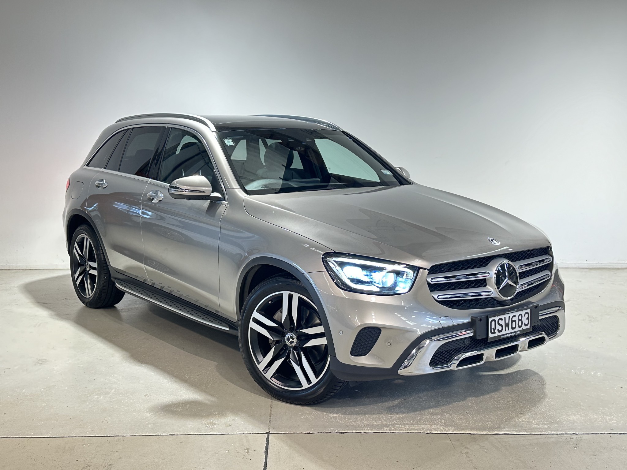 2020 Mercedes-Benz GLC 300 | GLC300 2.0P/4WD/9AT | 24759 | 1