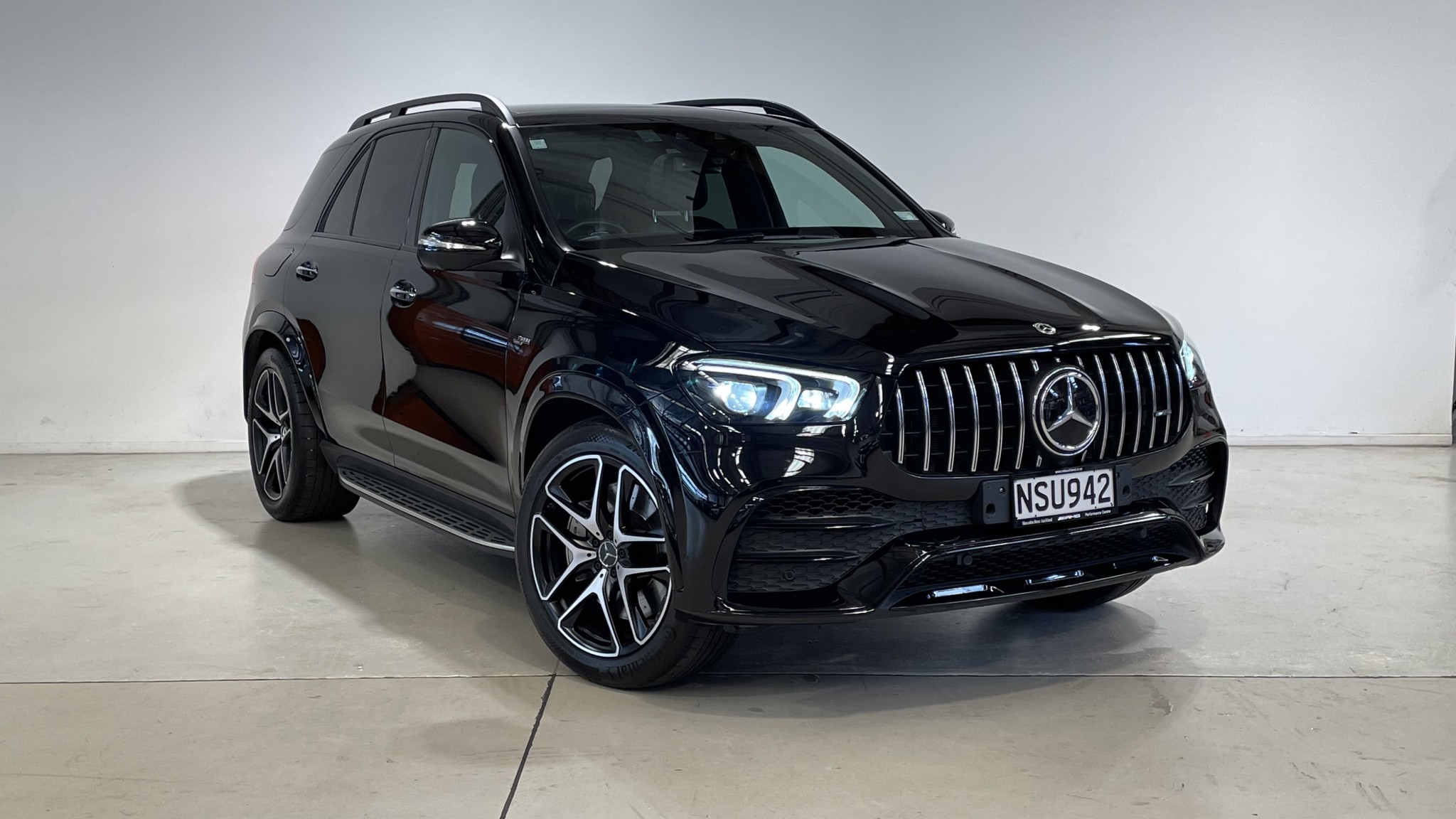 2021 Mercedes-Benz GLE 53 | 3.0PHT/4WD/9AT | 24811 | 1