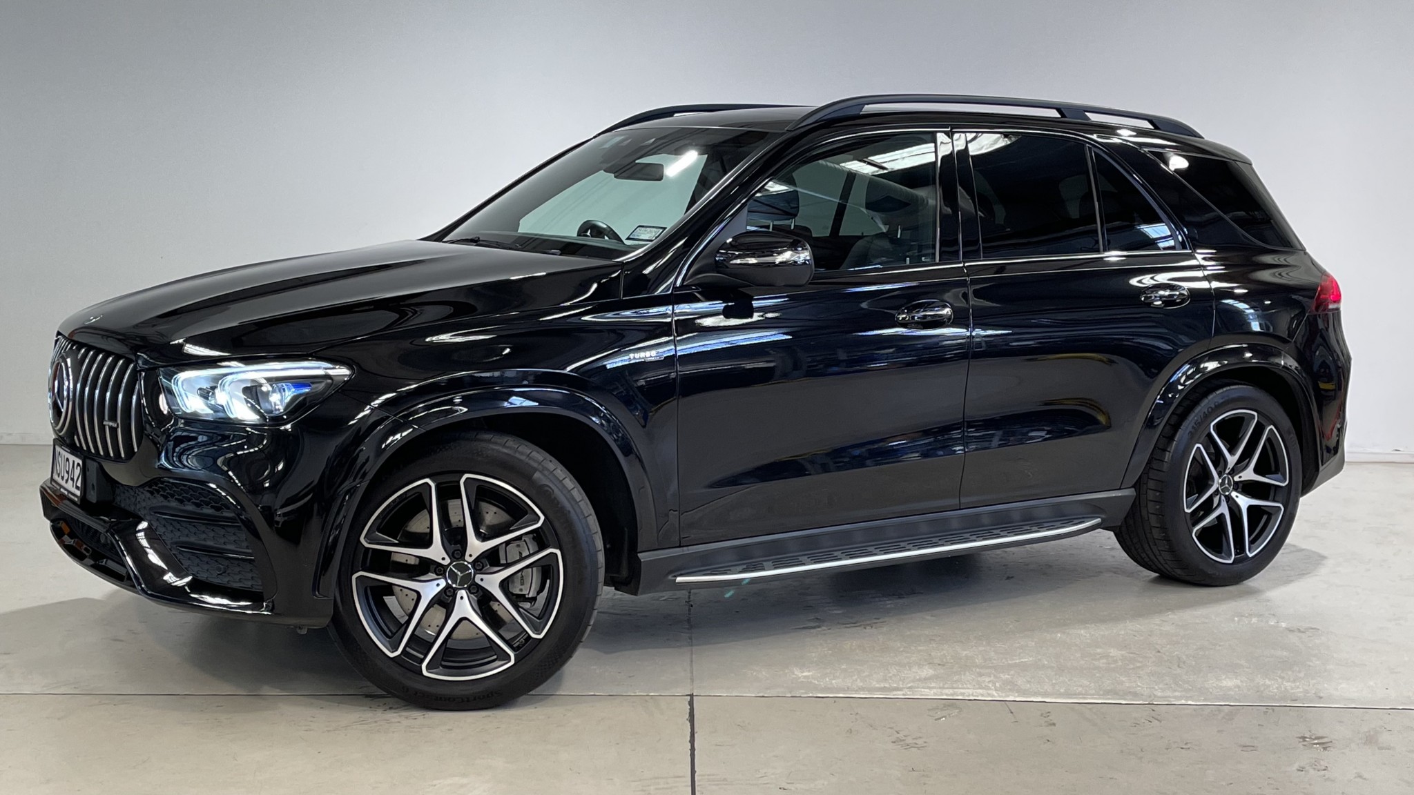 2021 Mercedes-Benz GLE 53 | 3.0PHT/4WD/9AT | 24811 | 7