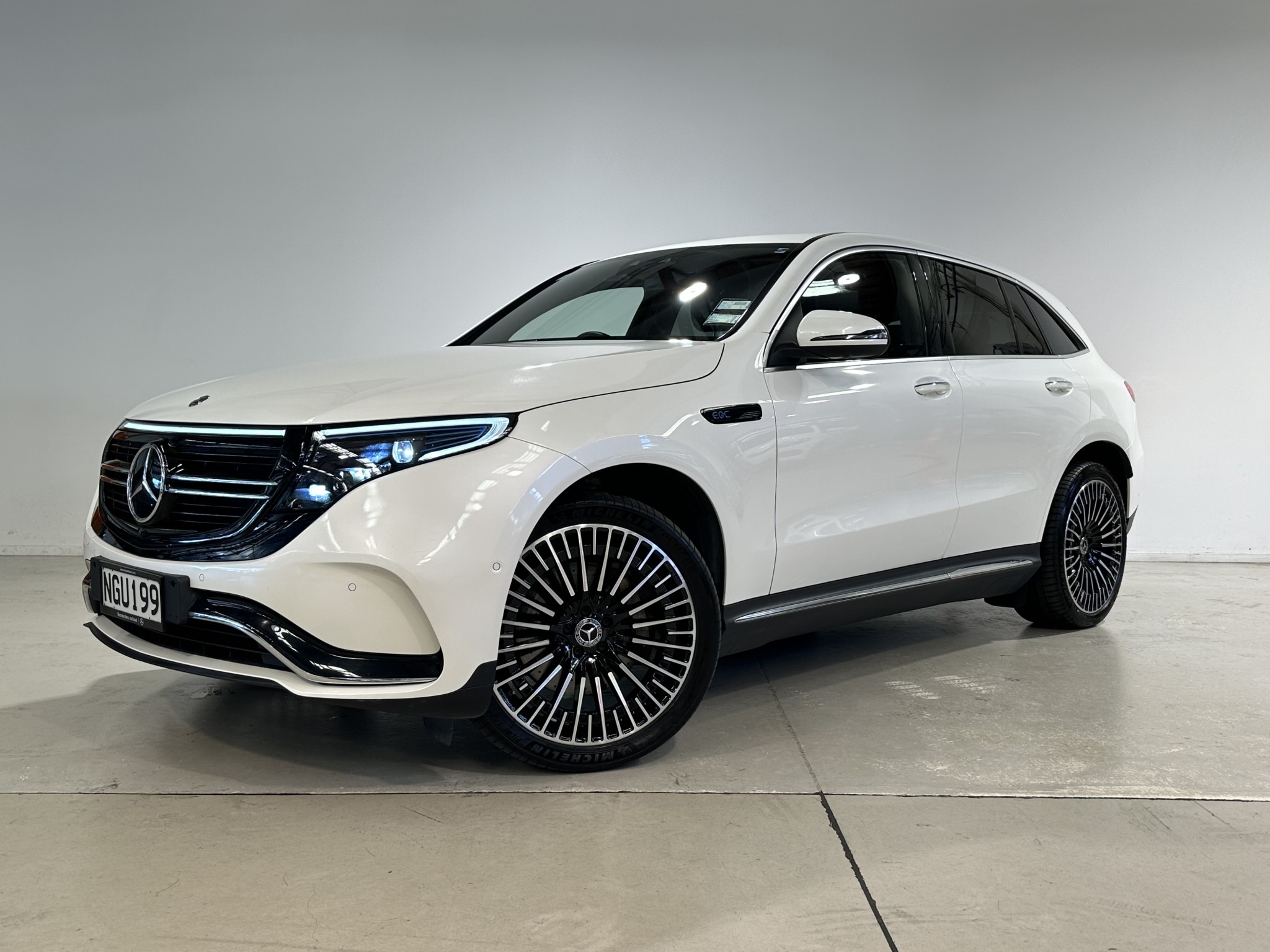 2020 Mercedes-Benz EQC | 400 4MATIC 300KW/EV | 24813 | 7