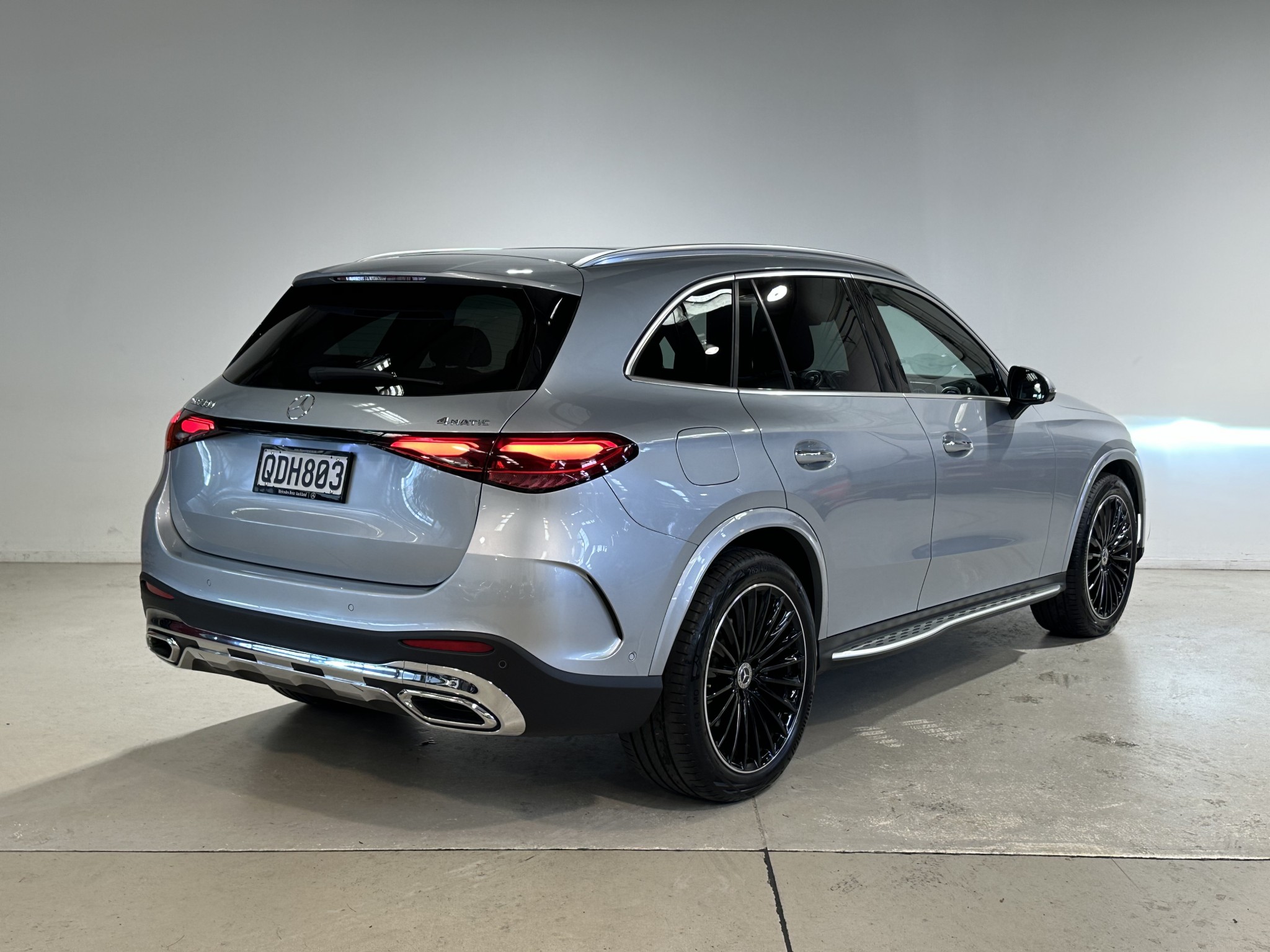 2023 Mercedes-Benz GLC 300 | GLC300 2.0PMH/4WD/9AT | 24927 | 2