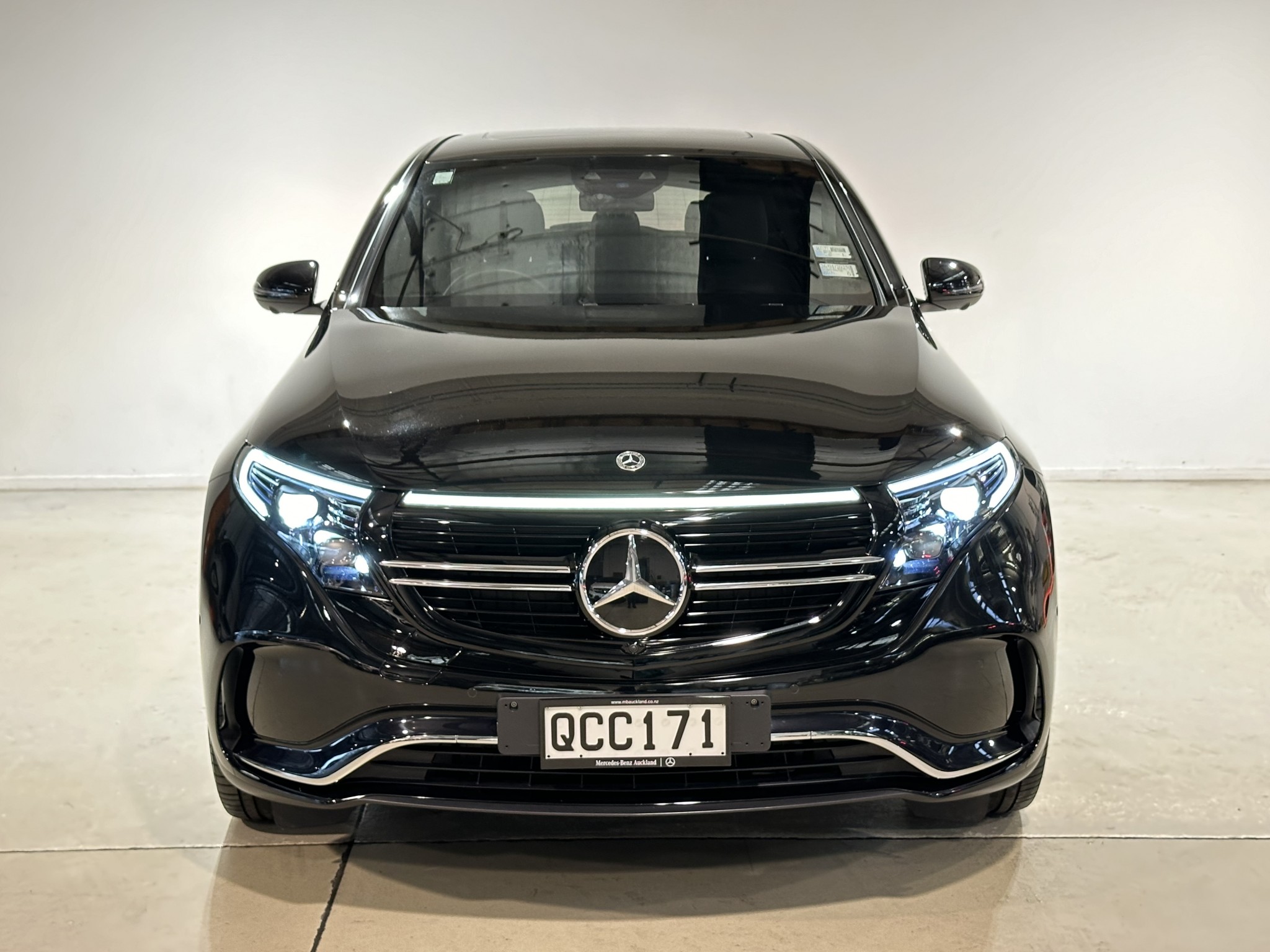 2023 Mercedes-Benz EQC | EQC400 4MATIC 300KW | 23105 | 5