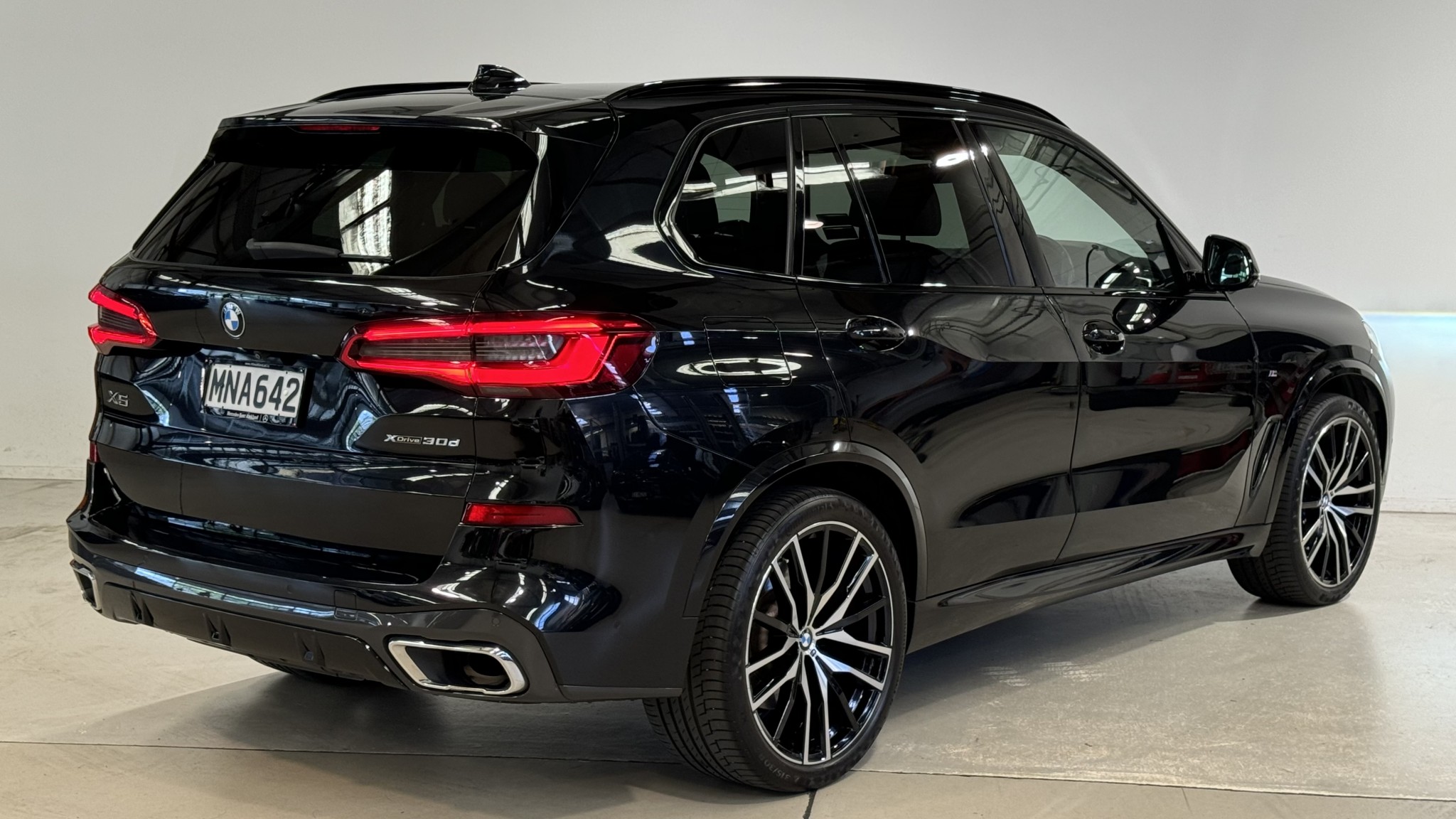 2019 BMW X5 | X30D 3.0DT/4WD/8AT | 25056 | 3