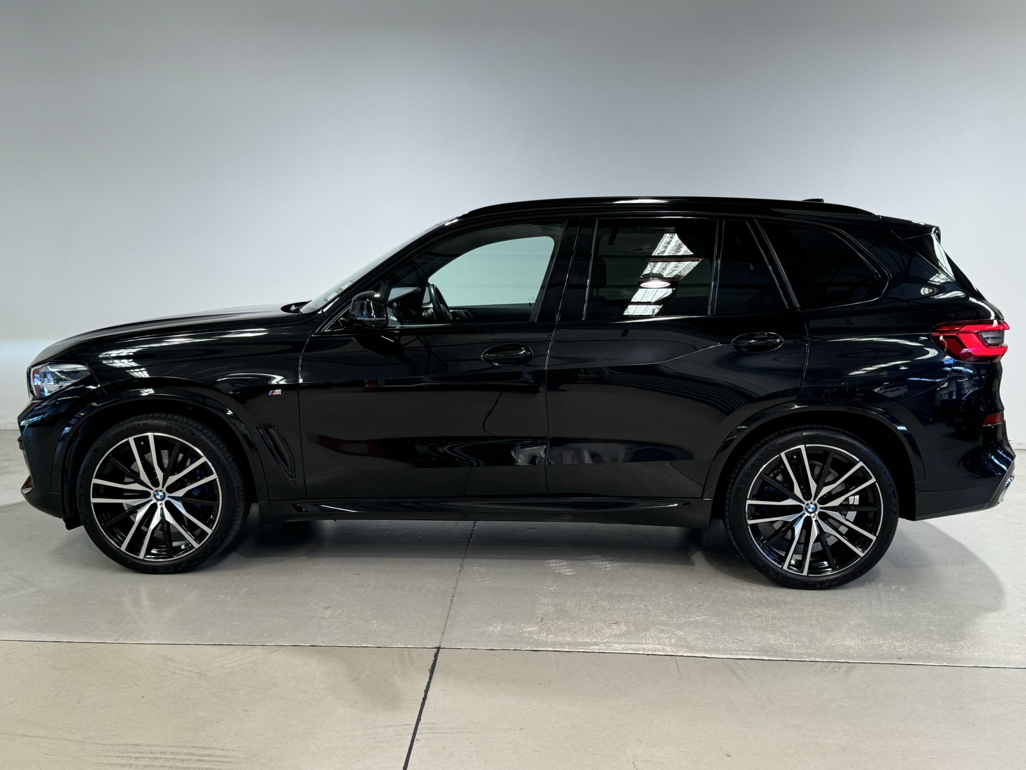 2019 BMW X5 | X30D 3.0DT/4WD/8AT | 25056 | 6