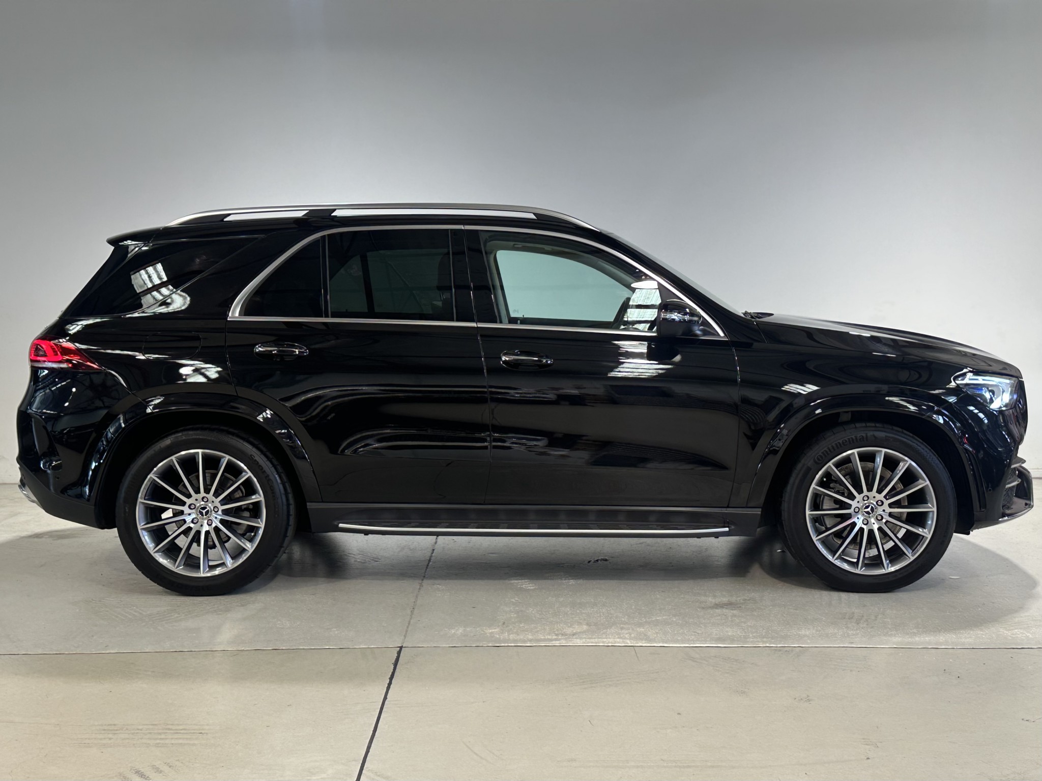 2022 Mercedes-Benz GLE 300 d | GLE300D 2.0D/4WD/9AT | 24761 | 2