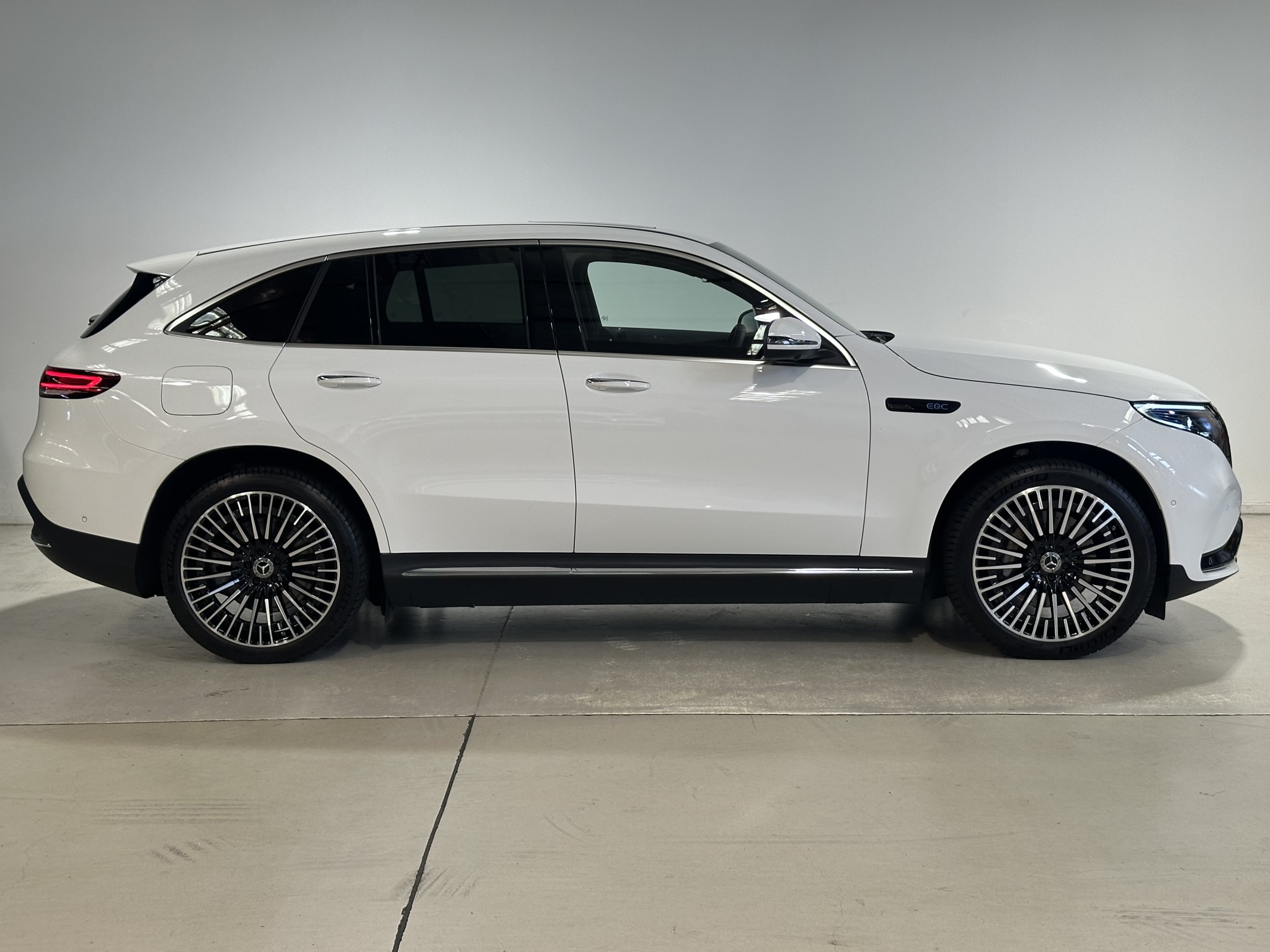 2020 Mercedes-Benz EQC | EQC400 4MATIC 300KW/EV | 25107 | 2