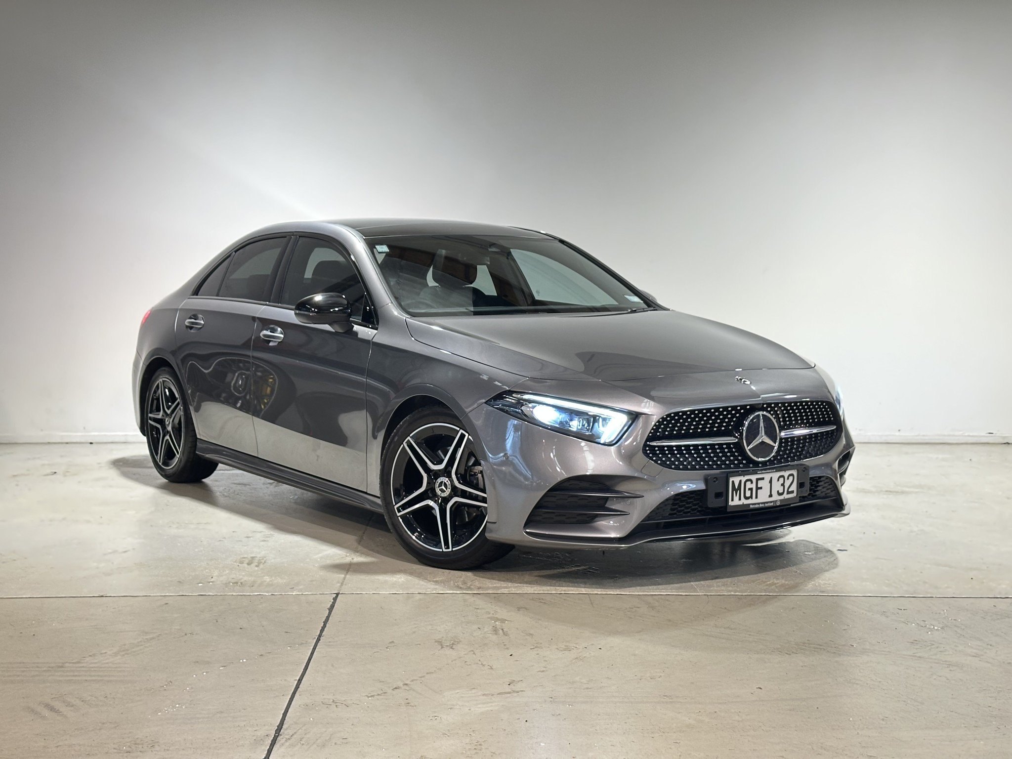 2019 Mercedes-Benz A 200 | A200 Sedan 1.3P/7AT | 25431 | 1