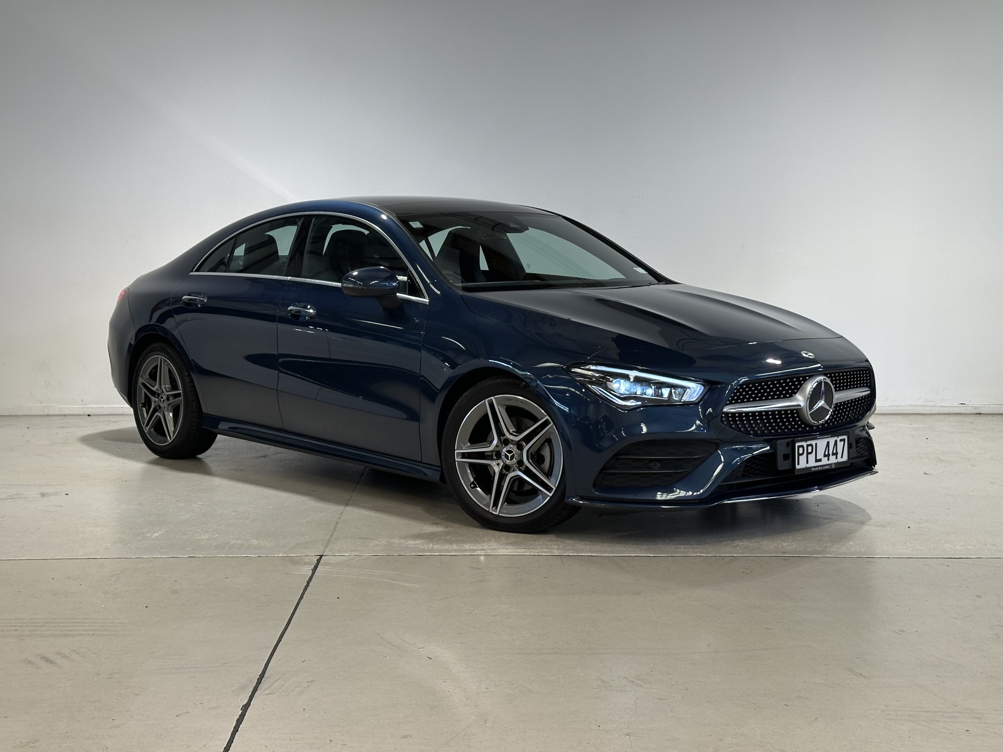 2022 Mercedes-Benz CLA 200 | CLA200 1.3P/7AT | 25608 | 1