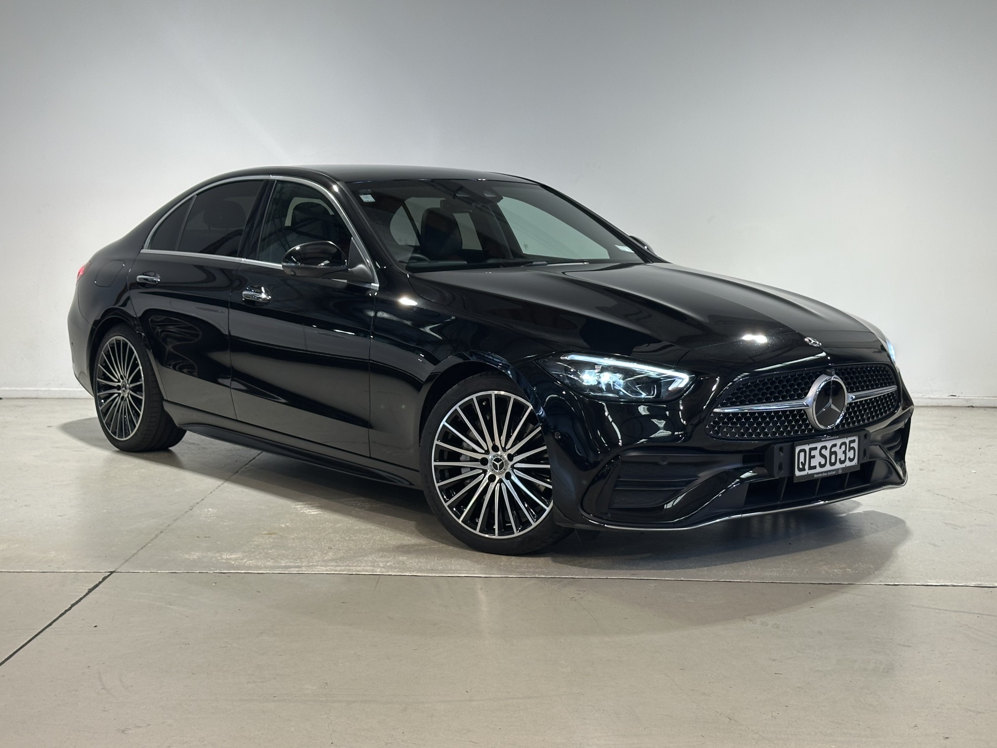 2022 Mercedes-Benz C 300 | C 300 2.0PMH/9AT | 25623 | 1