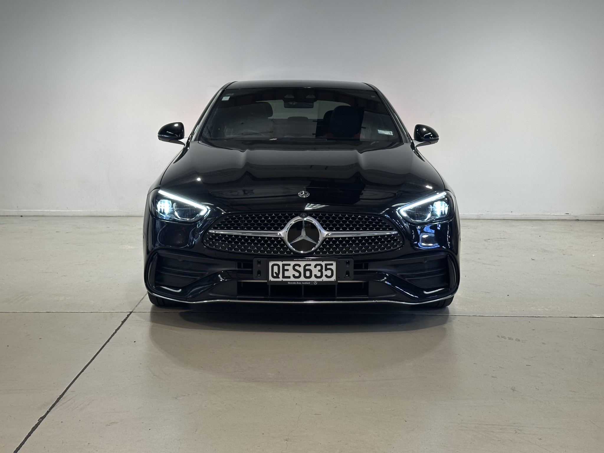 2022 Mercedes-Benz C 300 | C 300 2.0PMH/9AT | 25623 | 5