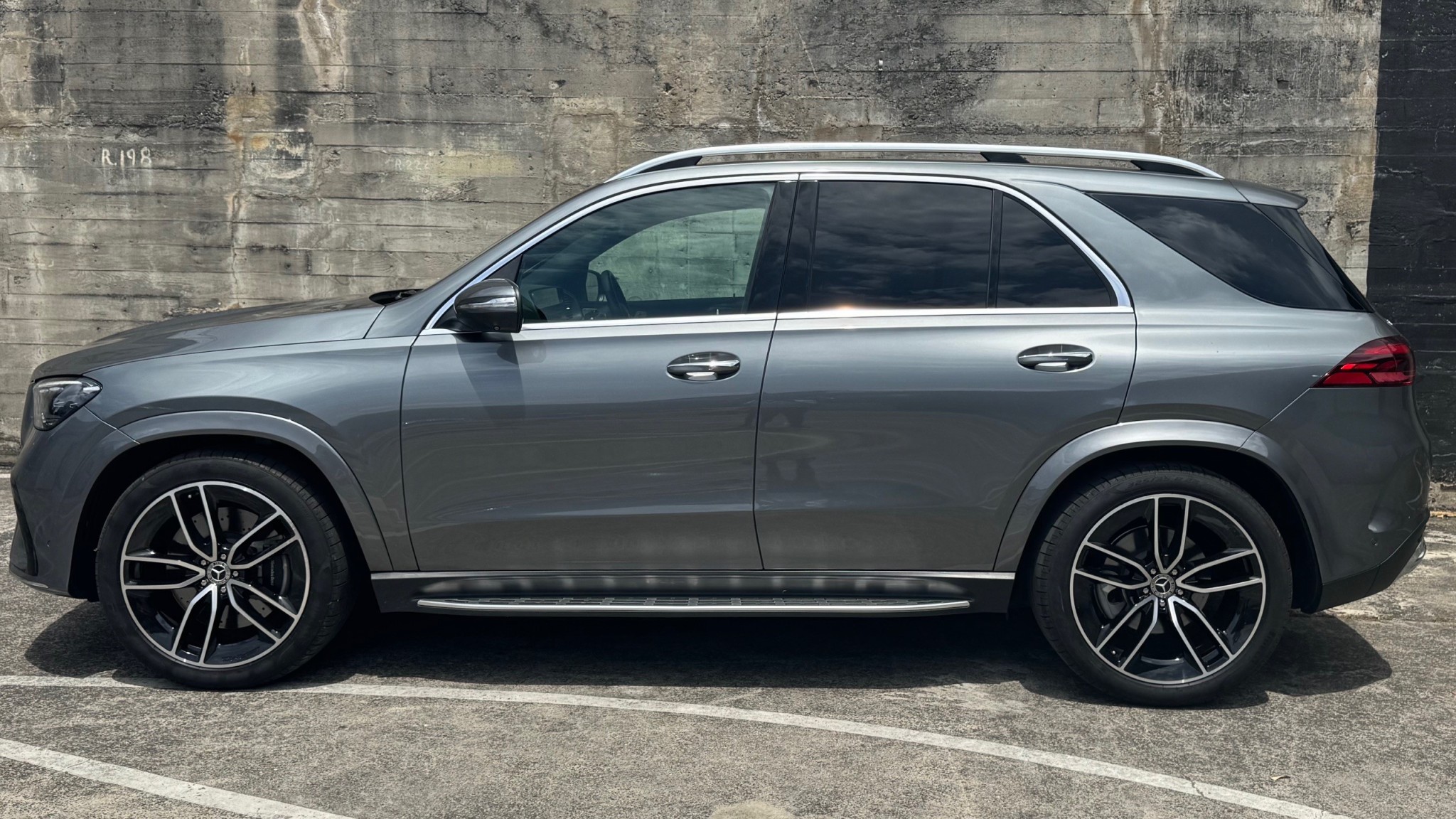 2023 Mercedes-Benz GLE 450 d | 3.0DT/4WD/9AT | 25689 | 6