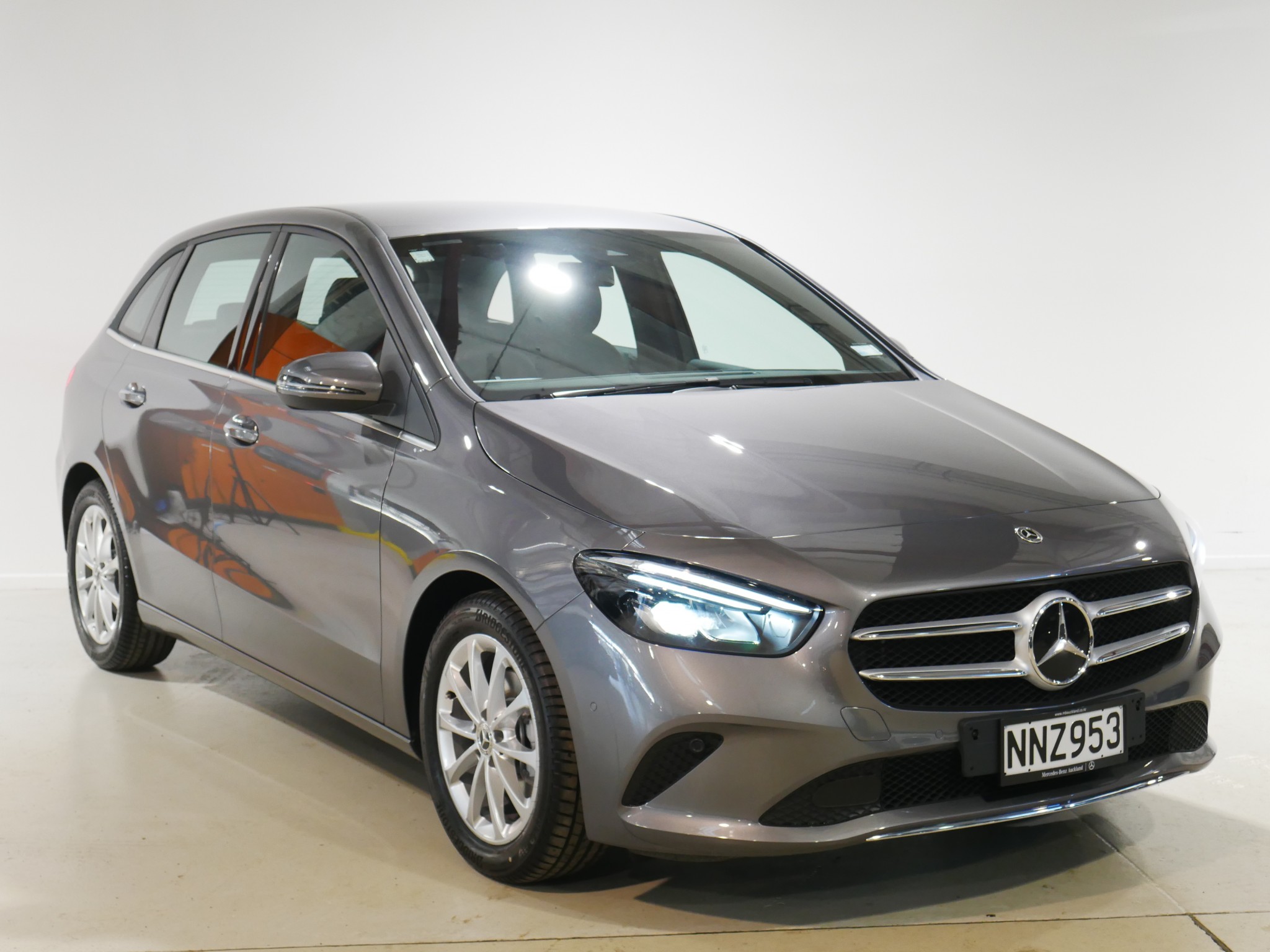 Mercedes Classe B 180 d Automatic Advanced Plus AMG Line: Nuovo, Diesel,  42.928 €, Grigio montagna