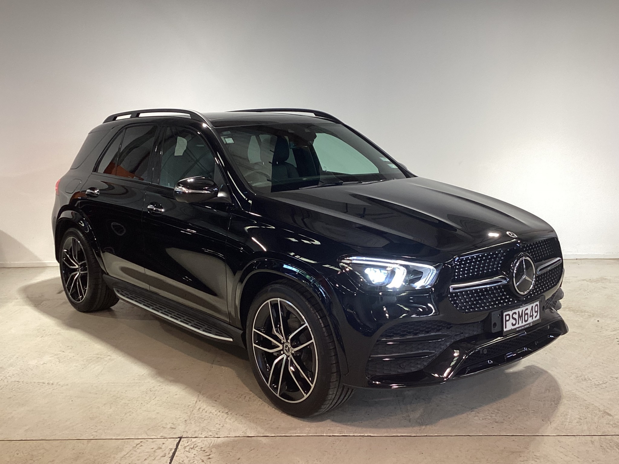 Mercedes-Benz GLE 300 d 2023 | GLE 300D 2.0DT/4WD/9AT