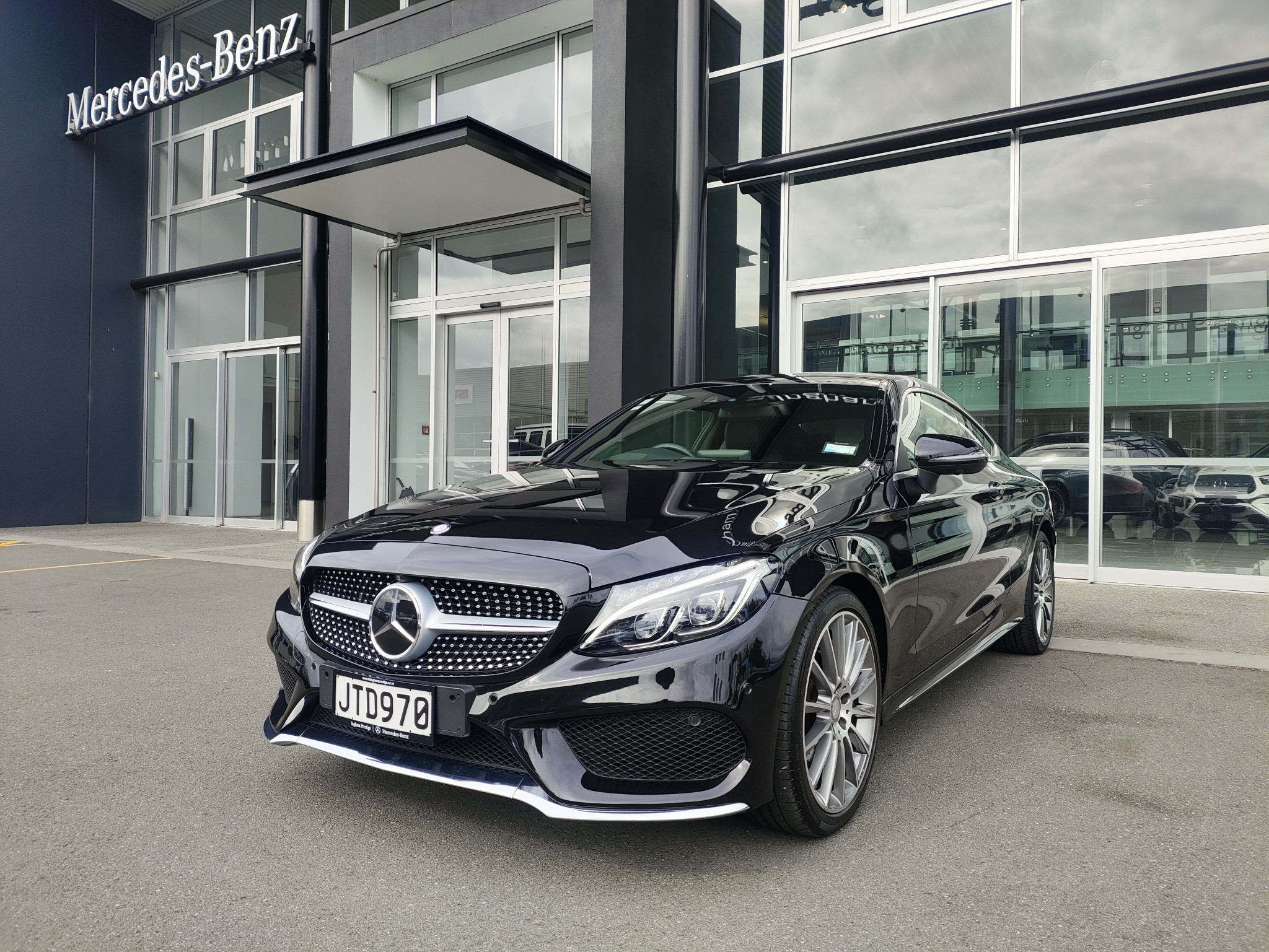 2016 Mercedes-Benz C 300 | 2.0L Turbo Petrol | 24372 | 5