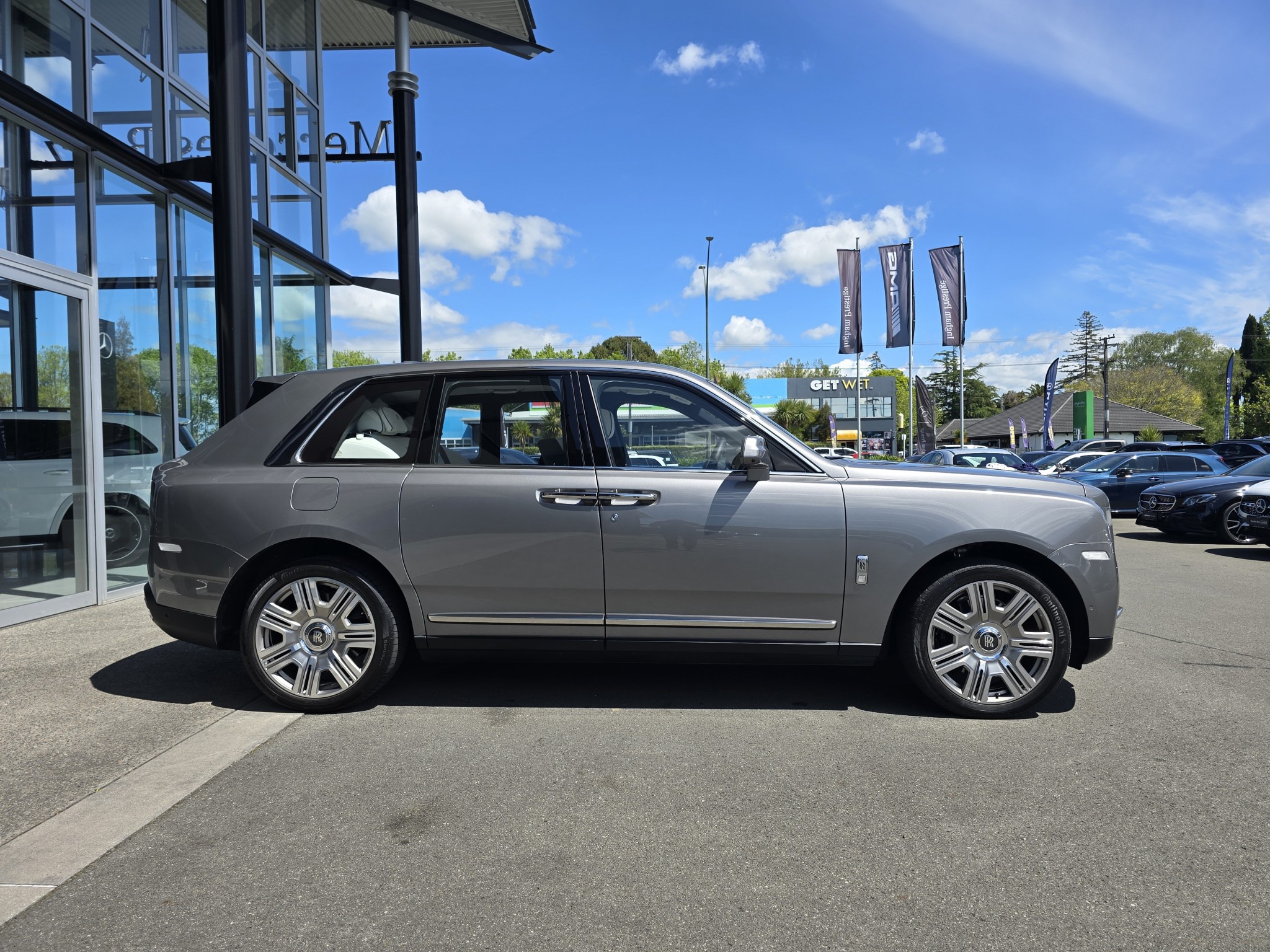 2023 ROLLS-ROYCE CULLINAN | 6.75L V12 NZ New | 24918 | 2