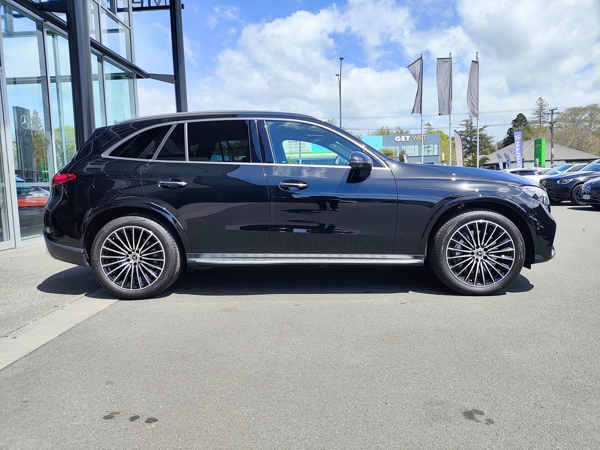 2023 Mercedes-Benz GLC 300 | 300 2.0PMH/4WD/9AT | 25583 | 2