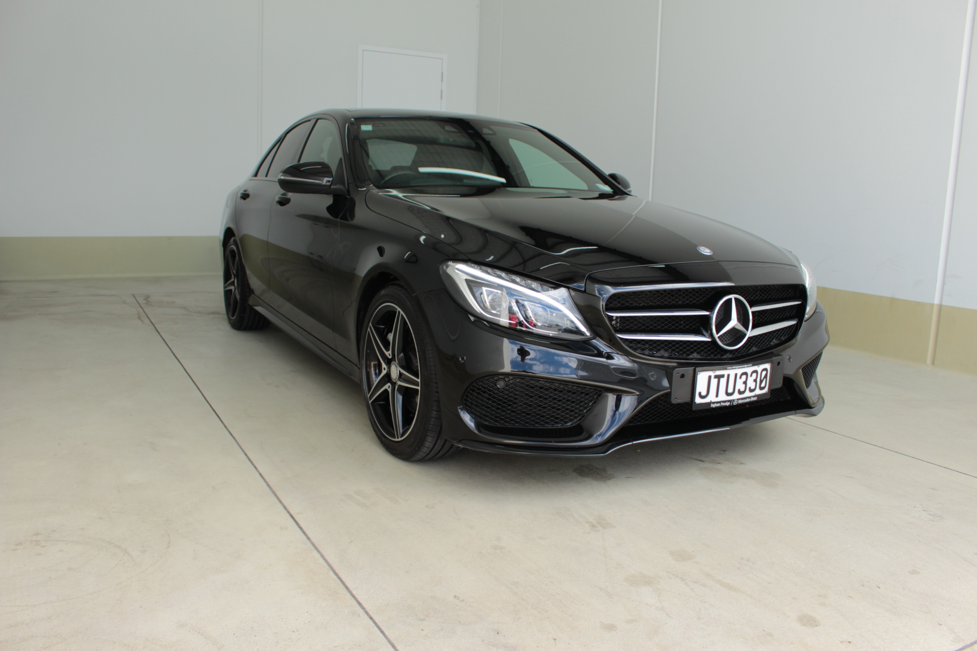 2016 Mercedes-Benz C 200 | 2.0L Turbocharged, 7G-TRONIC PLUS | 14081 | 1