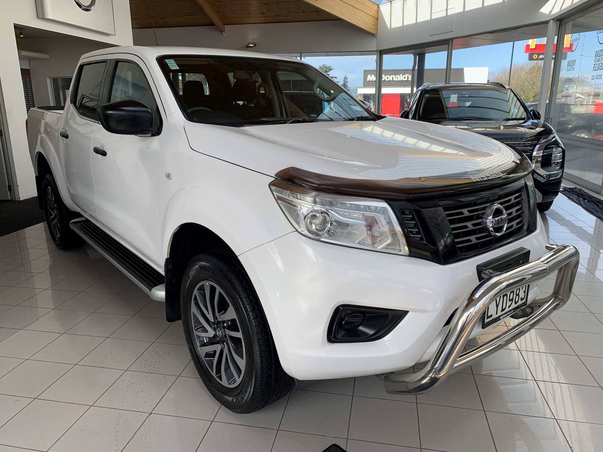 2019 Nissan Navara | SL 2.3D/4WD/ | 24420 | 1