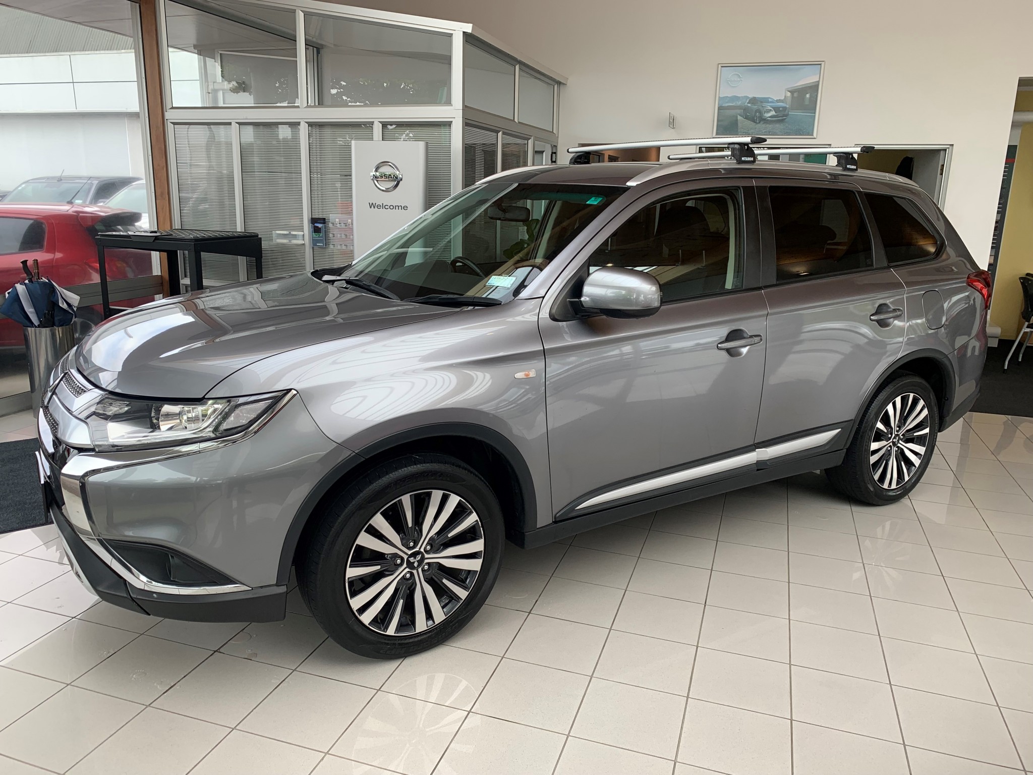 2019 Mitsubishi Outlander | LS 2.4P/4WD/CVT | 24779 | 3