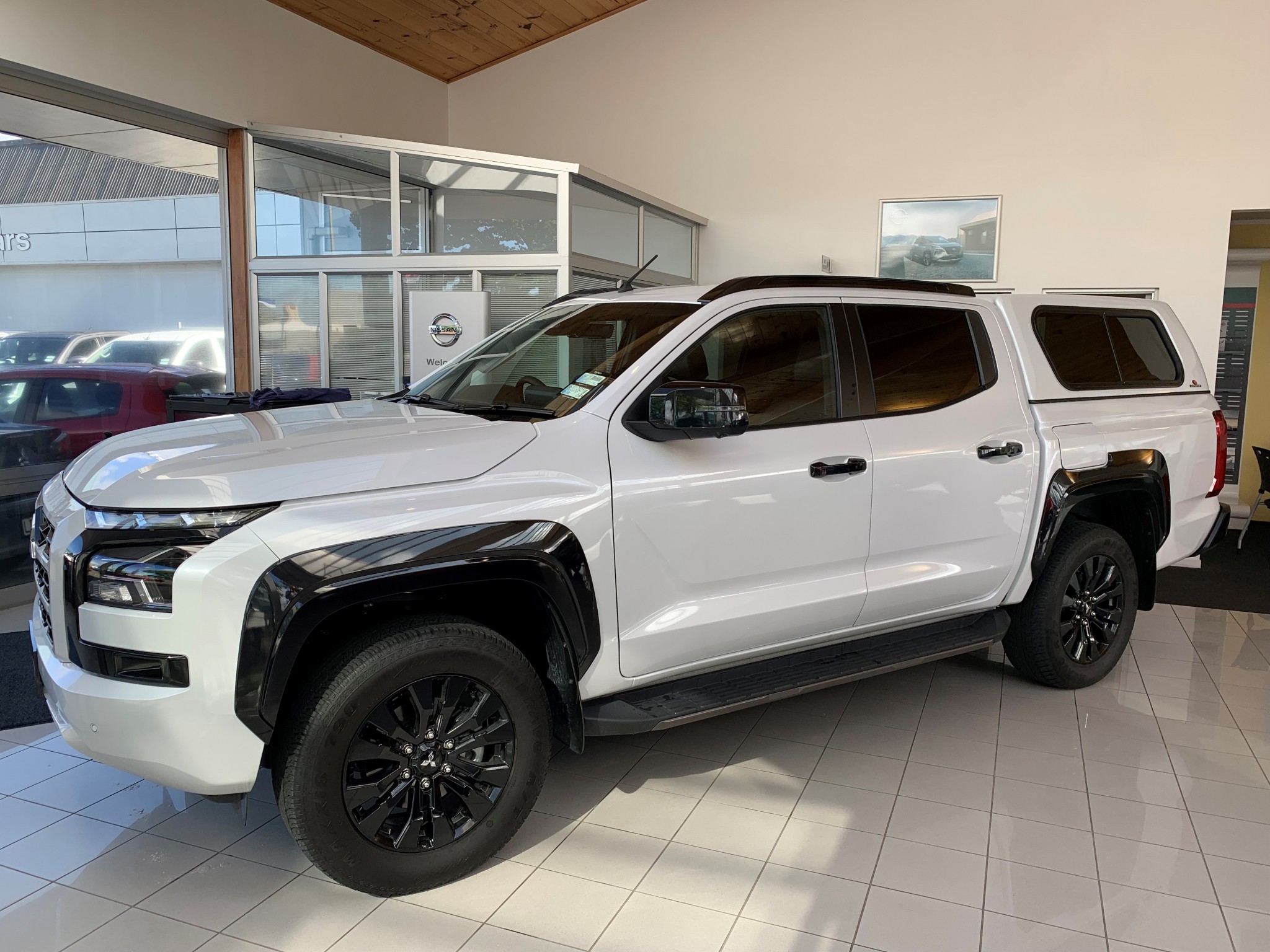 2024 Mitsubishi Triton | DC VRX 4WD 6AT 2.4DT | 24901 | 7