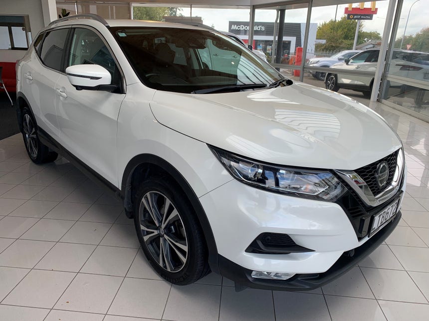 2018 Nissan Qashqai | ST-L 2.0P/CVT | 26721 | 1