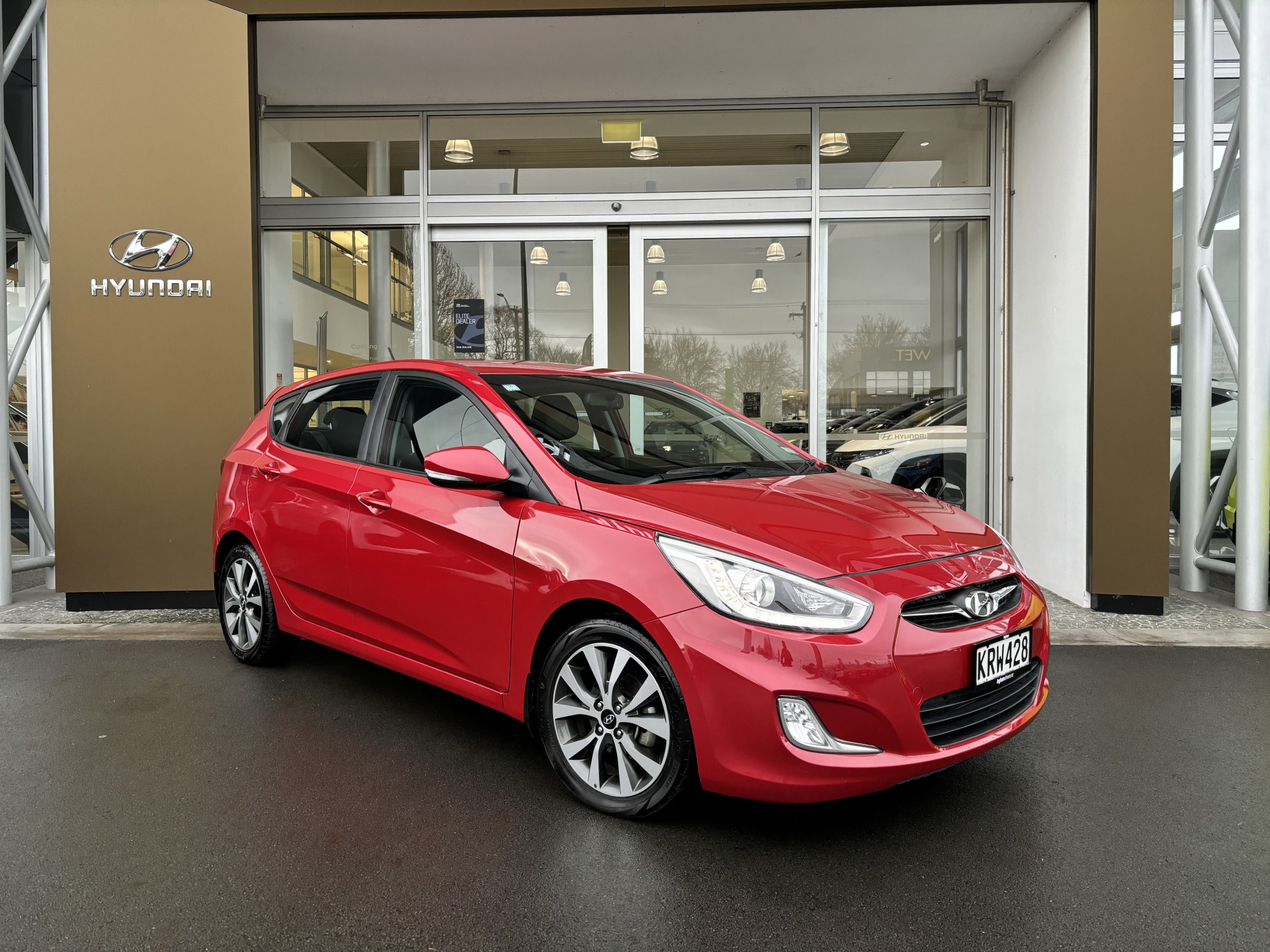 2017 Hyundai Accent | ELITE 1.6P AUTO | 24126 | 1