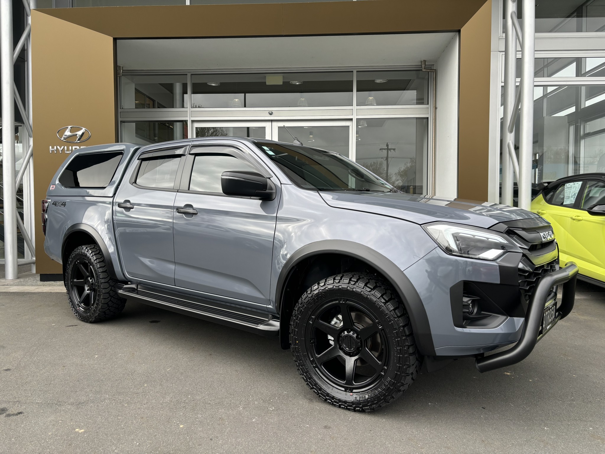 2024 Isuzu D-MAX | LS 3.0D 4WD | 24652 | 1