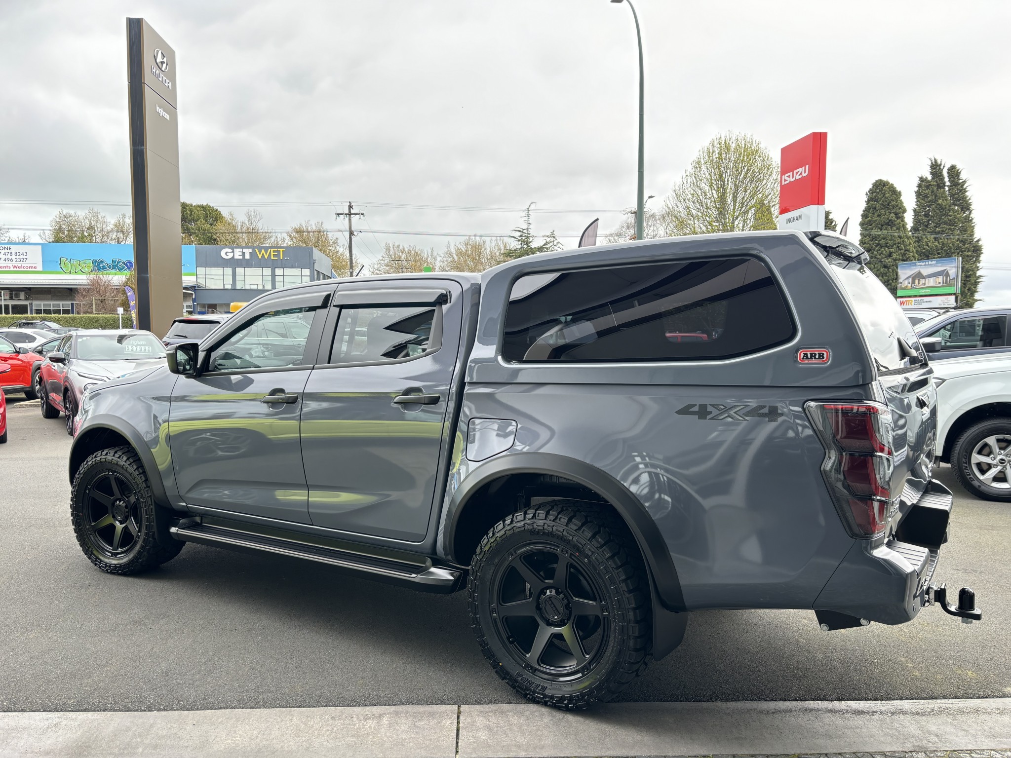 2024 Isuzu D-MAX | LS 3.0D 4WD | 24652 | 3