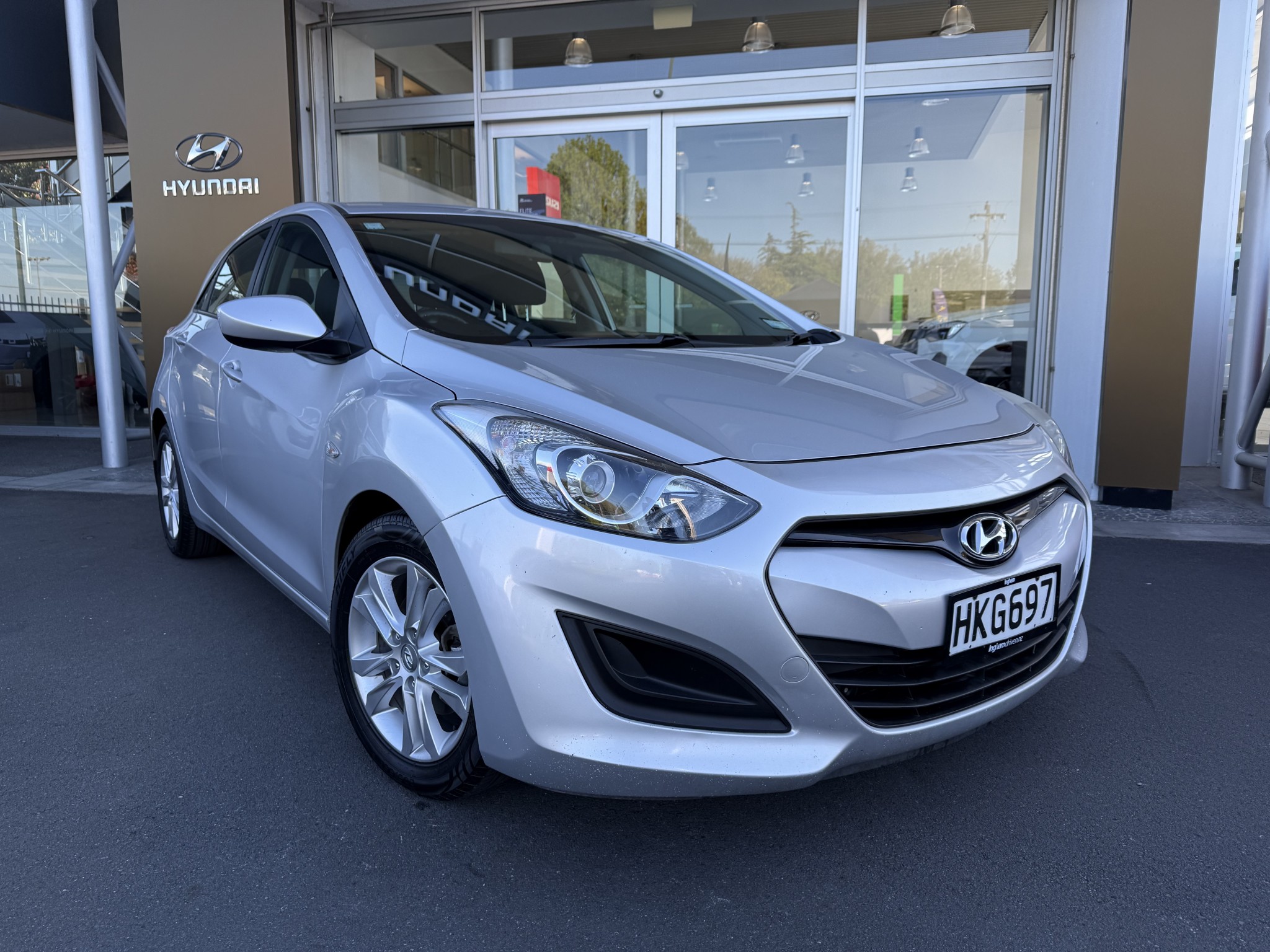 2014 Hyundai i30 | GD 1.8 A6 | 24924 | 6