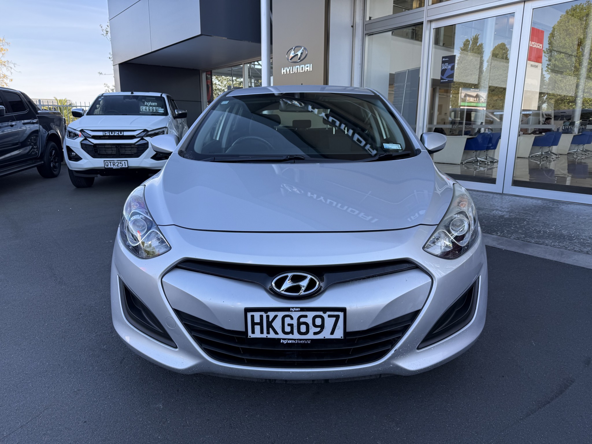 2014 Hyundai i30 | GD 1.8 A6 | 24924 | 7