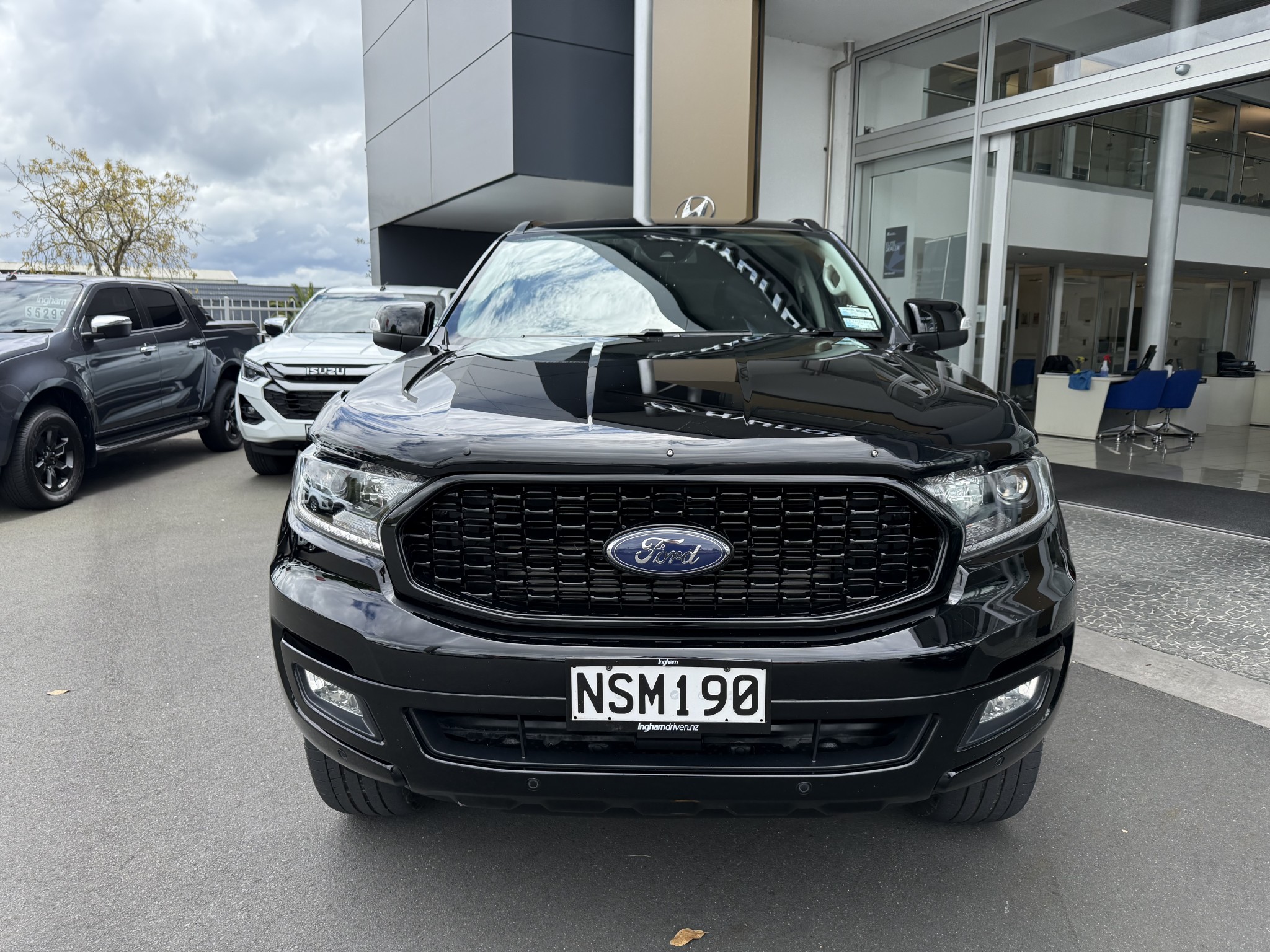 2021 Ford Everest | SPORT 2.0D/4WD/10AT | 24950 | 7