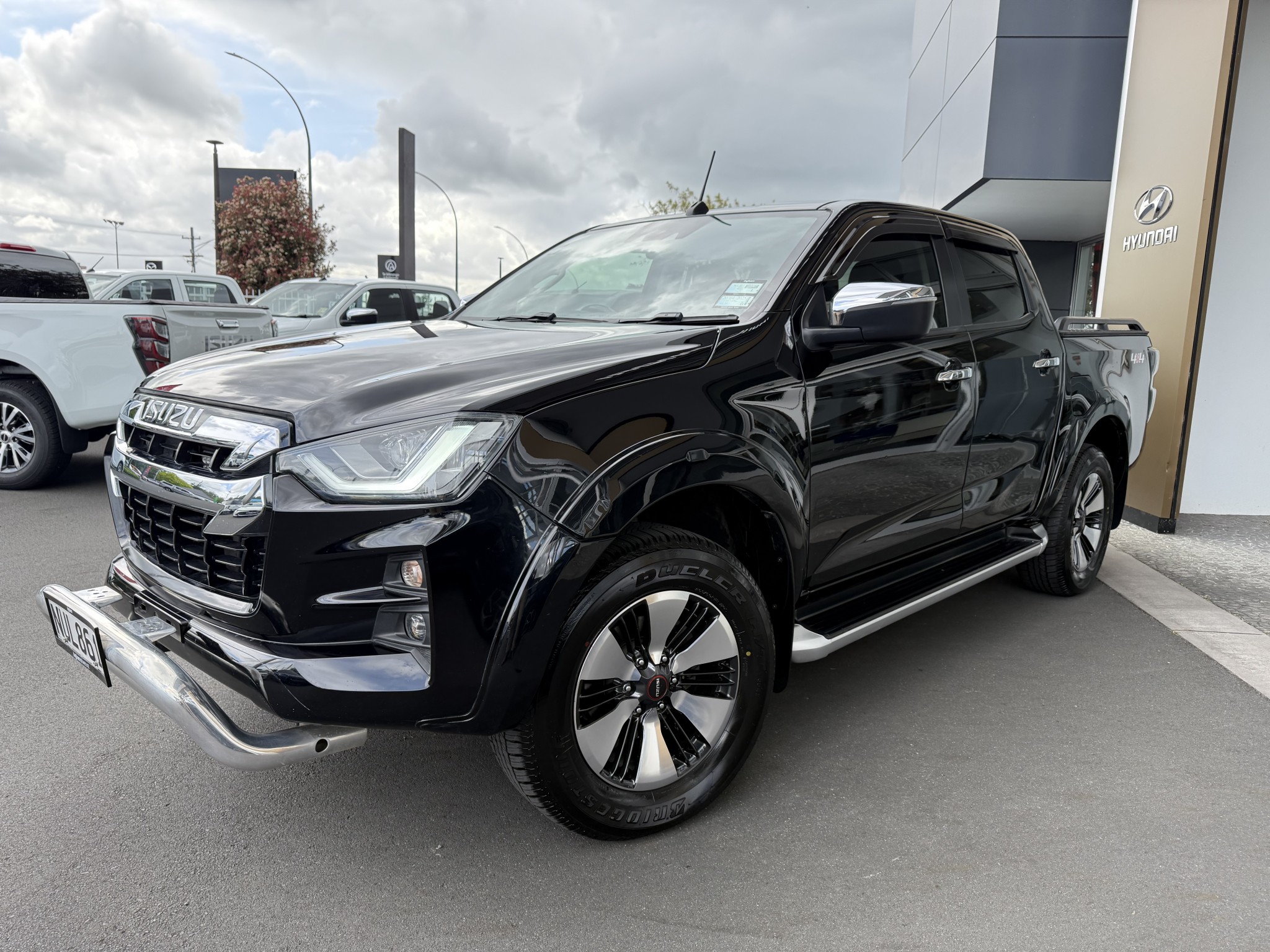 2021 Isuzu D-MAX | LS 3.0D 4WD | 25027 | 2