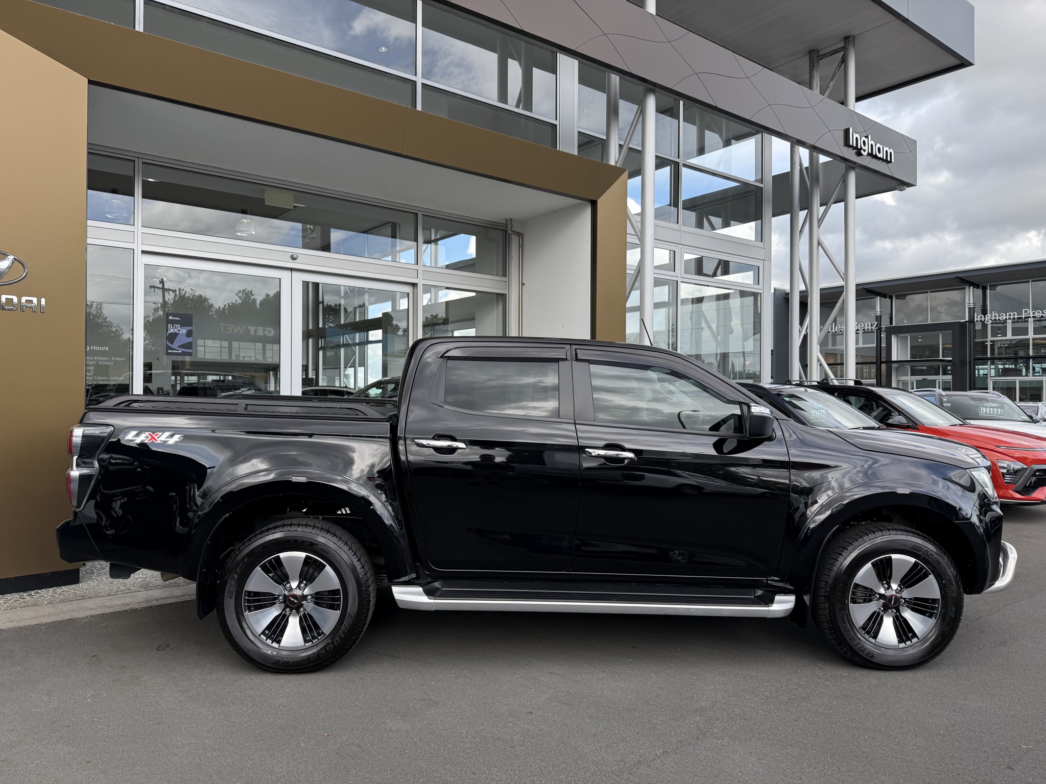 2021 Isuzu D-MAX | LS 3.0D 4WD | 25027 | 5