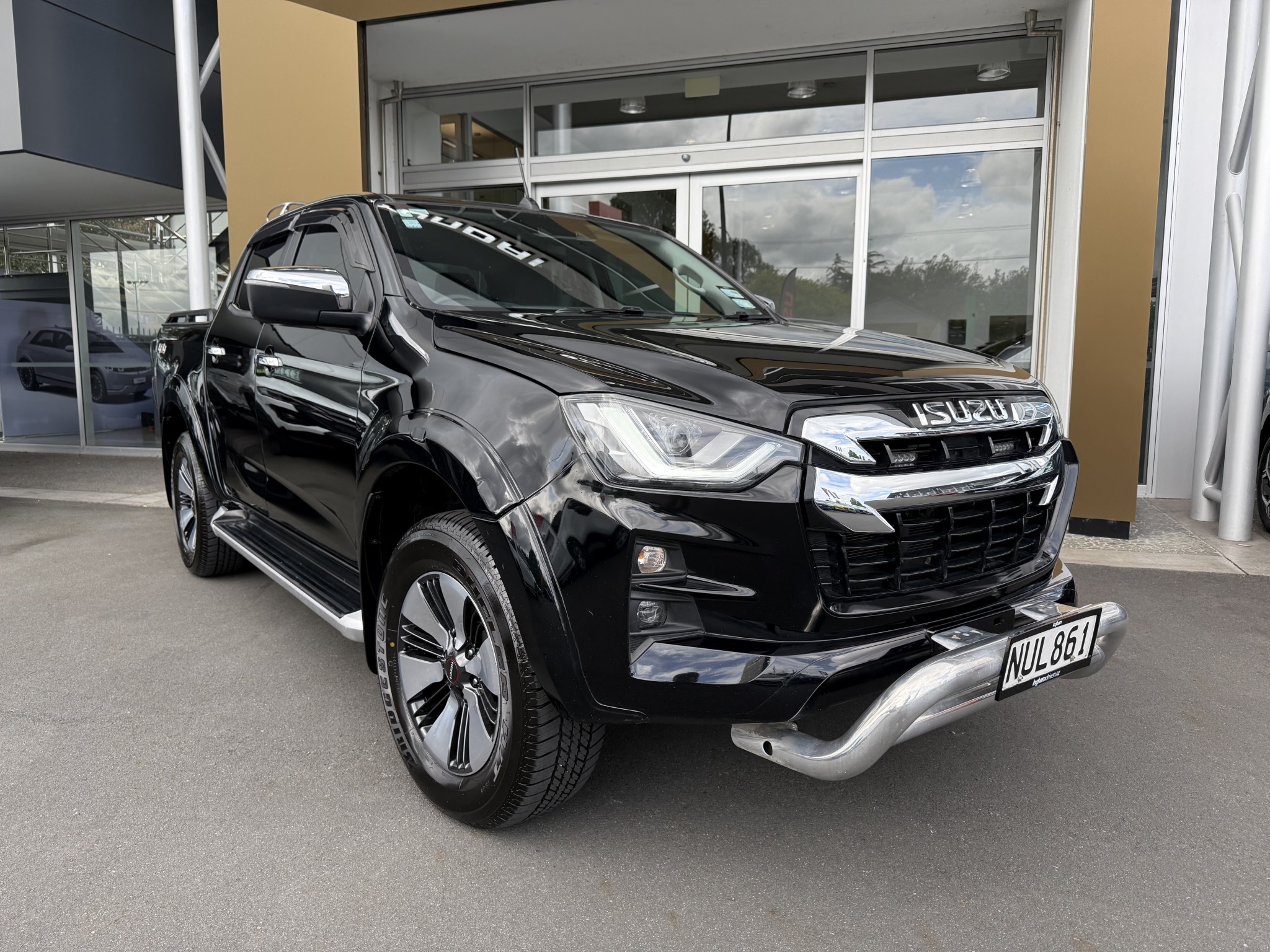 2021 Isuzu D-MAX | LS 3.0D 4WD | 25027 | 6