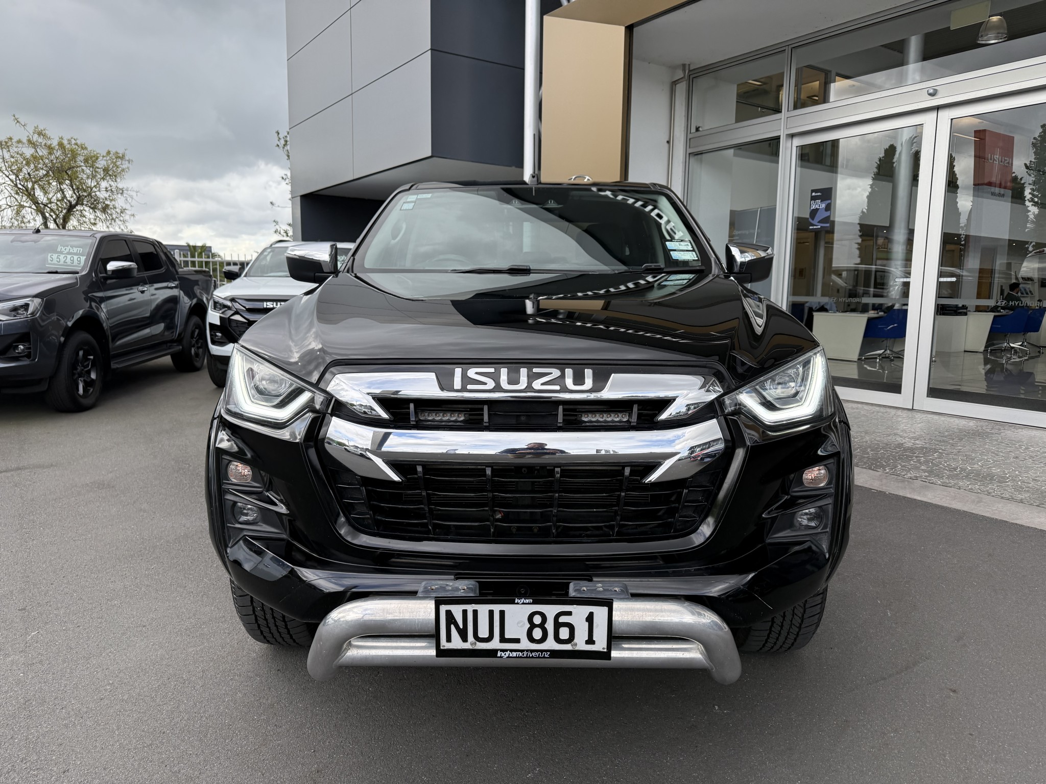 2021 Isuzu D-MAX | LS 3.0D 4WD | 25027 | 7