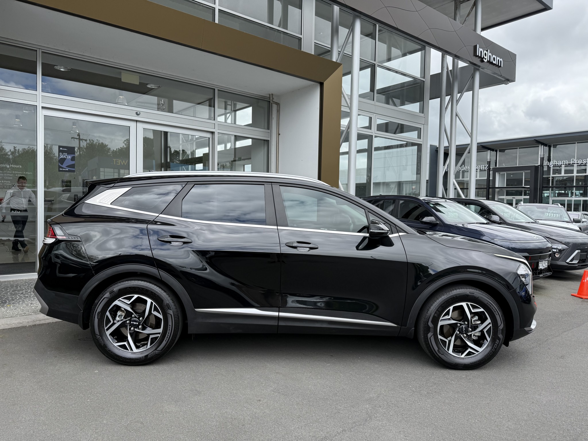 2022 Kia Sportage | URBAN LX 2.0P | 25034 | 5