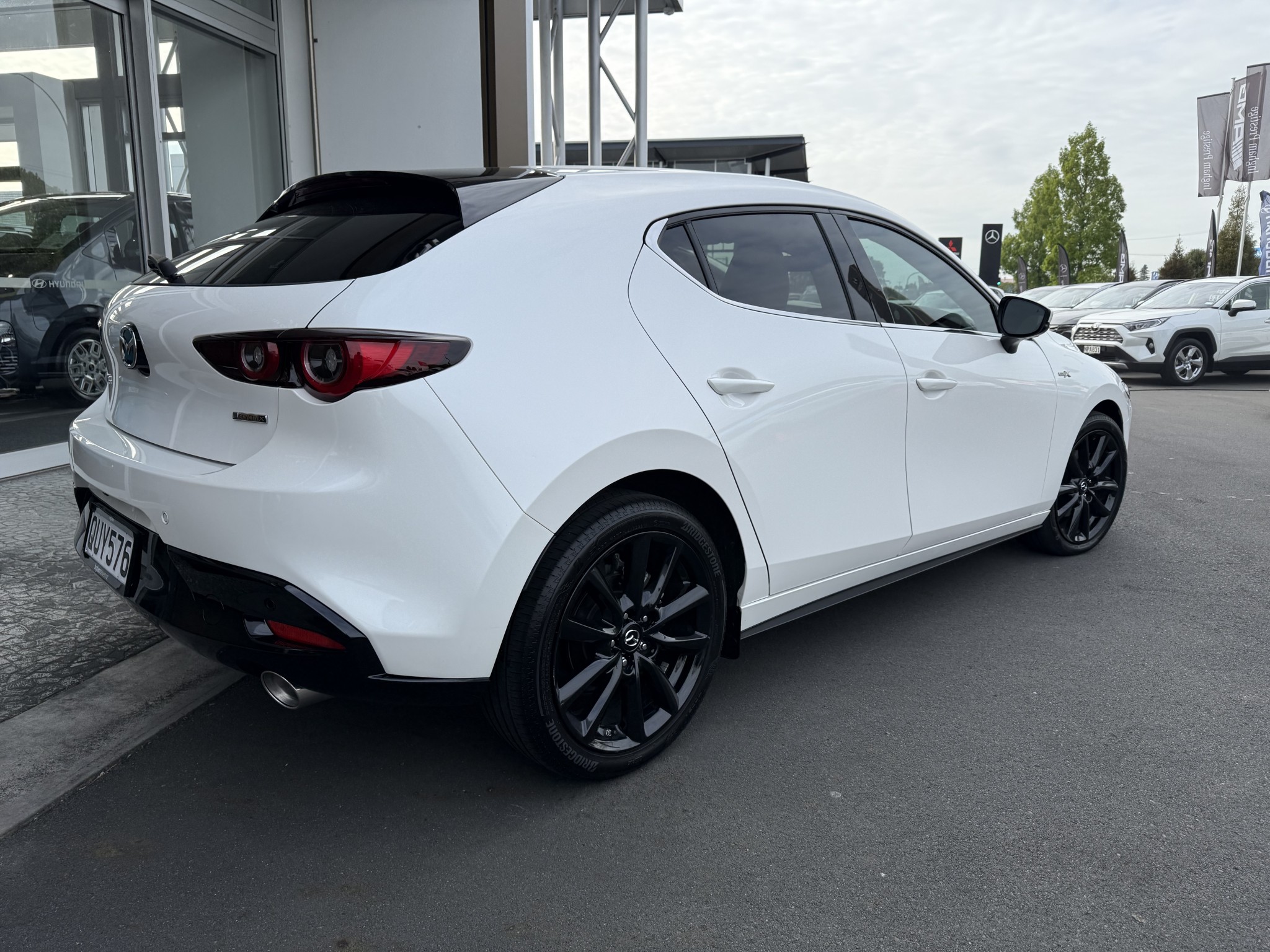 2023 Mazda MAZDA3 | TAKAMI 2.0PMHS | 25058 | 4