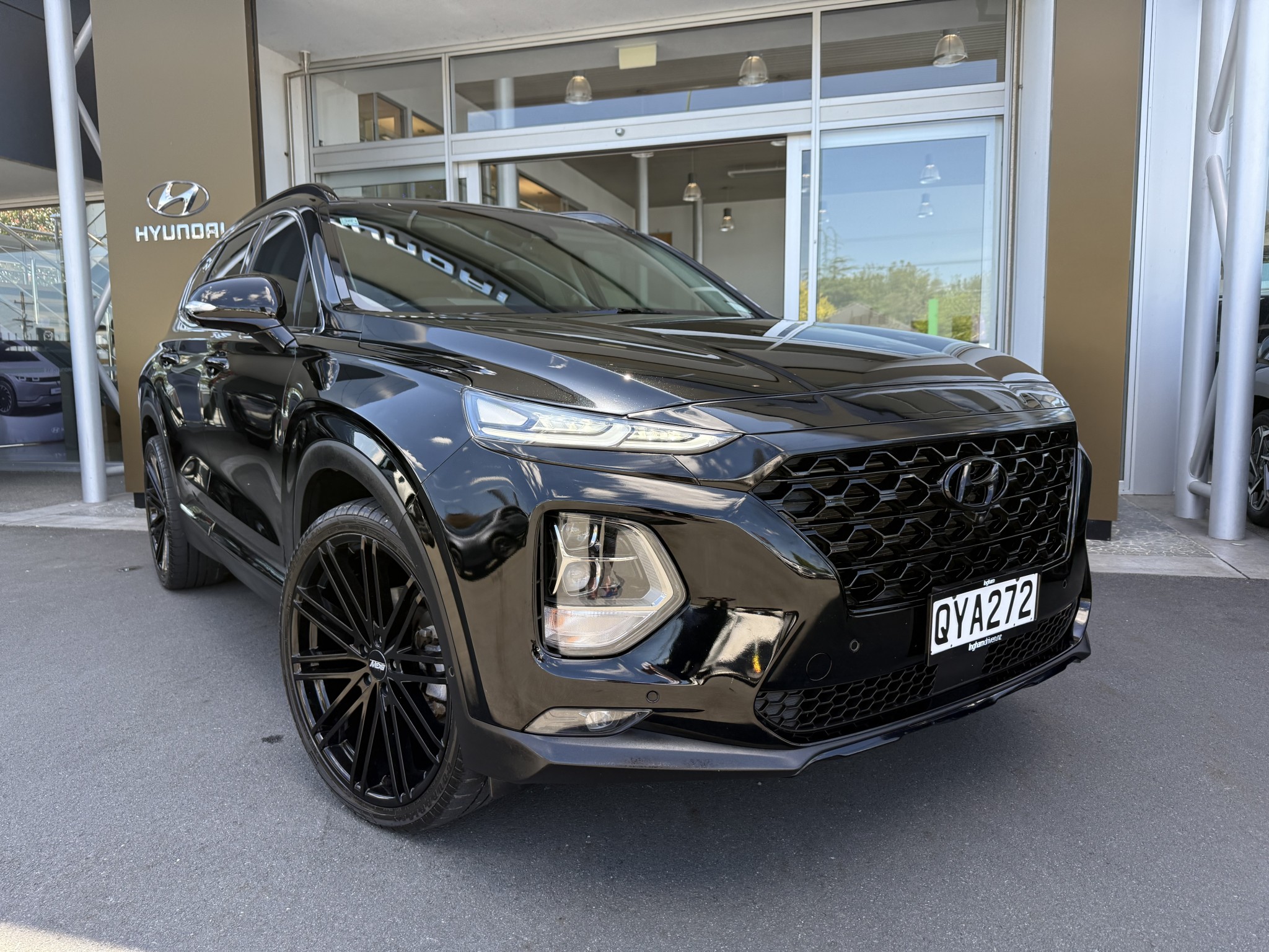 2019 Hyundai Santa Fe | TM LIMITED 2.4P/4WD | 25178 | 6