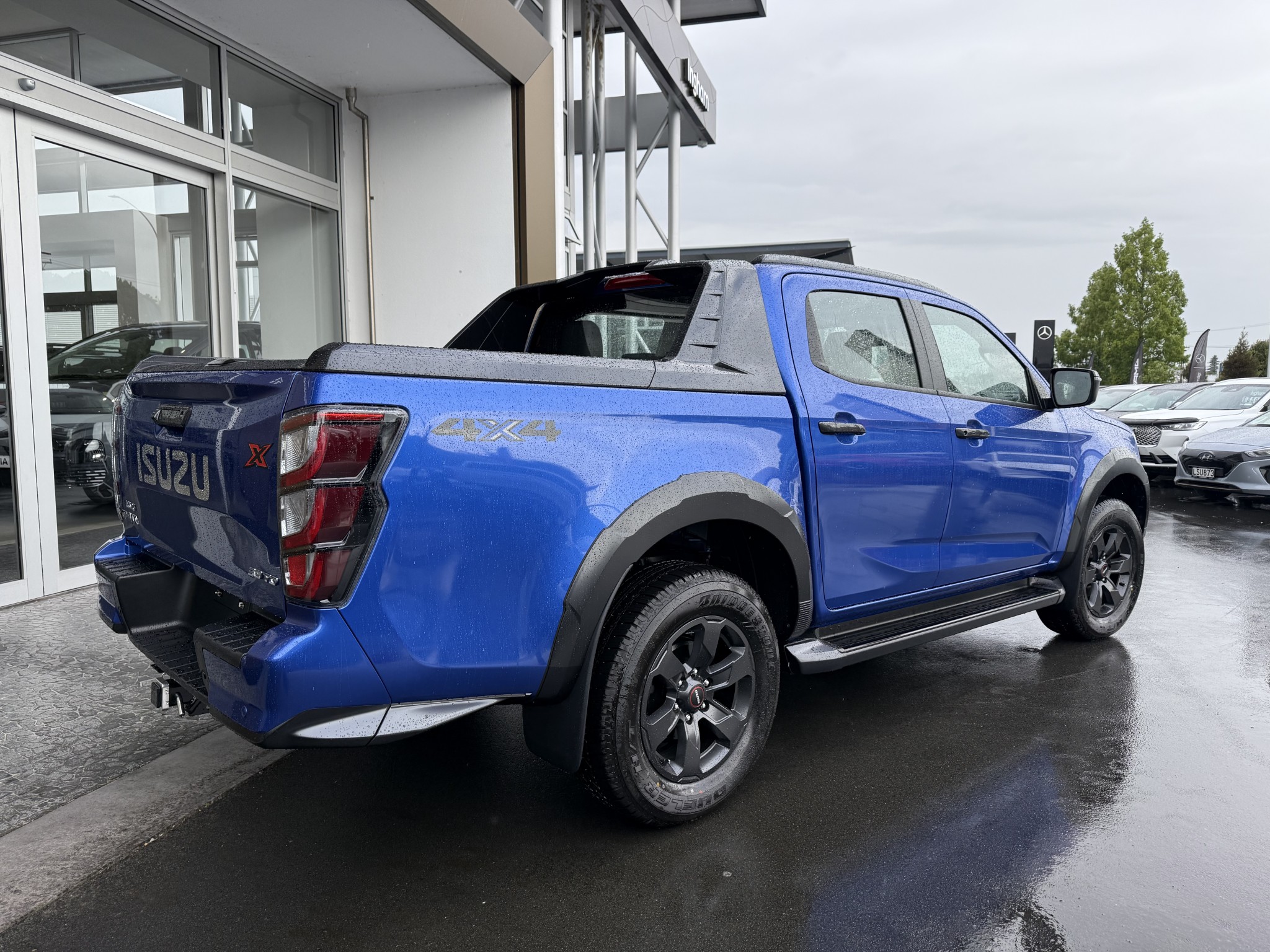 2024 Isuzu D-MAX | X-TERRAIN 3.0D 4WD | 25198 | 5