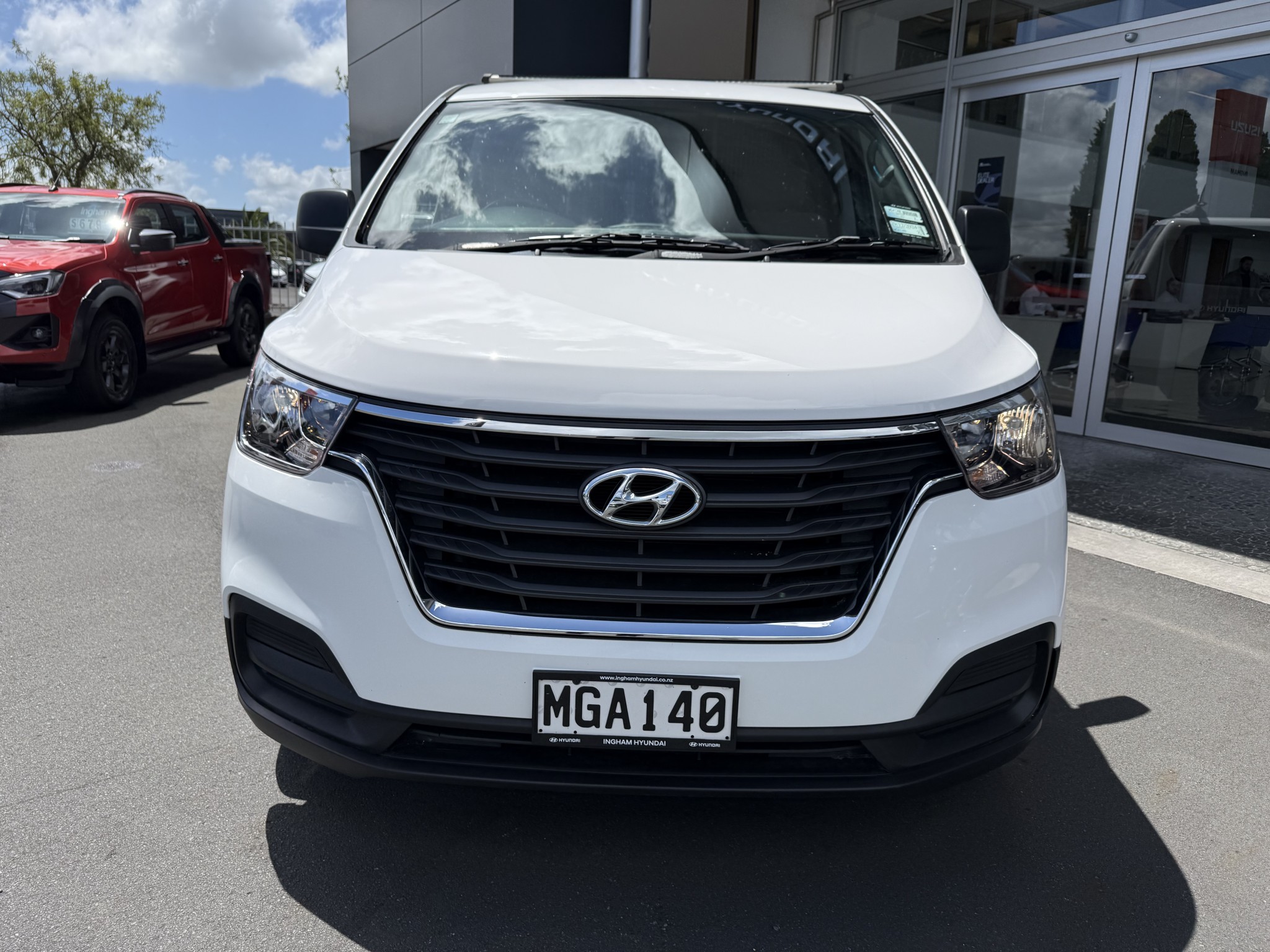 2019 Hyundai iLoad | 2.5 CRDI AUTO | 25205 | 6