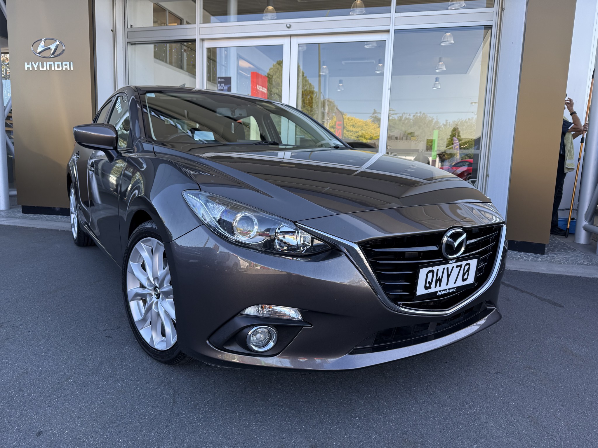 2015 Mazda 3 | SP25 2.5P AUTO | 25230 | 6