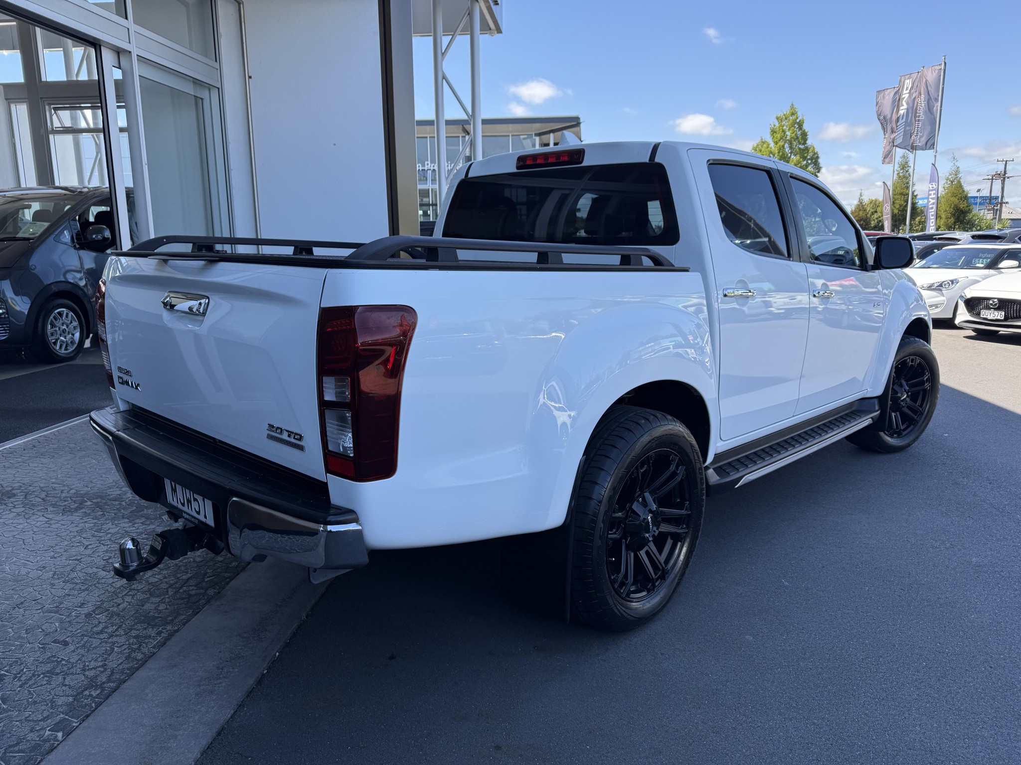 2019 Isuzu D-MAX | LS-T DC 3.0D 2WD | 25336 | 4