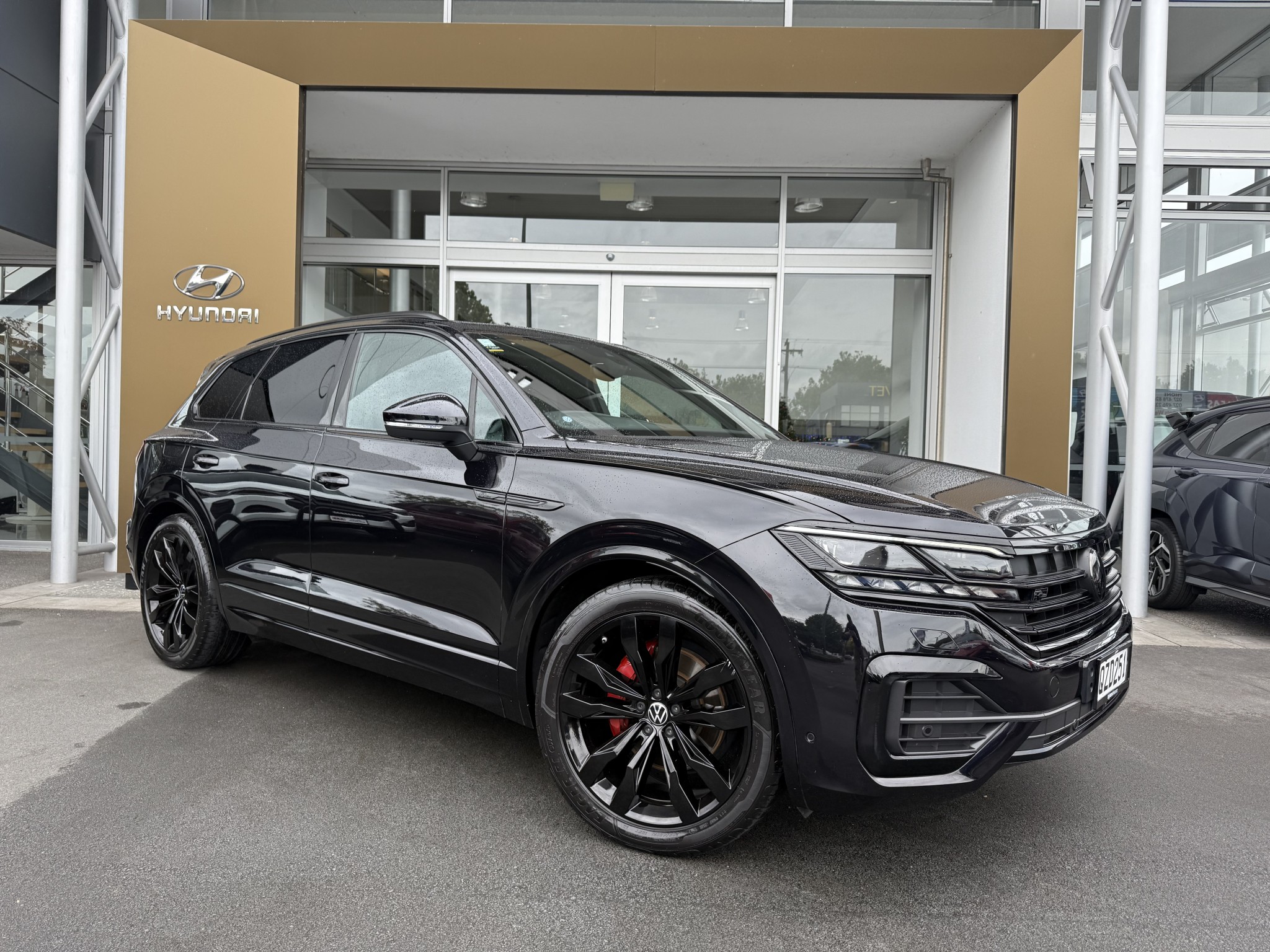 2021 Volkswagen Touareg | V6S 210KW R-Line | 25404 | 1