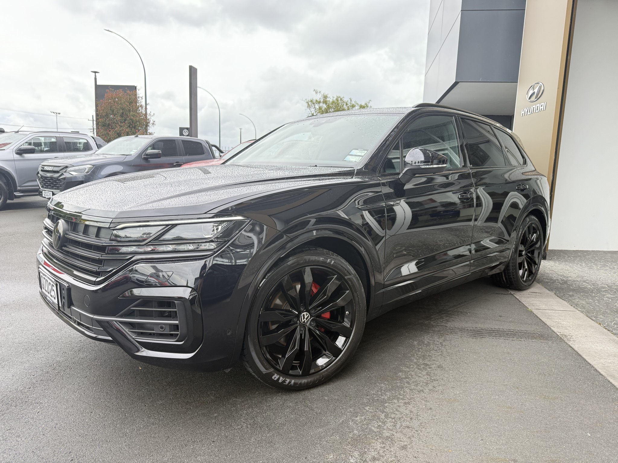 2021 Volkswagen Touareg | V6S 210KW R-Line | 25404 | 2