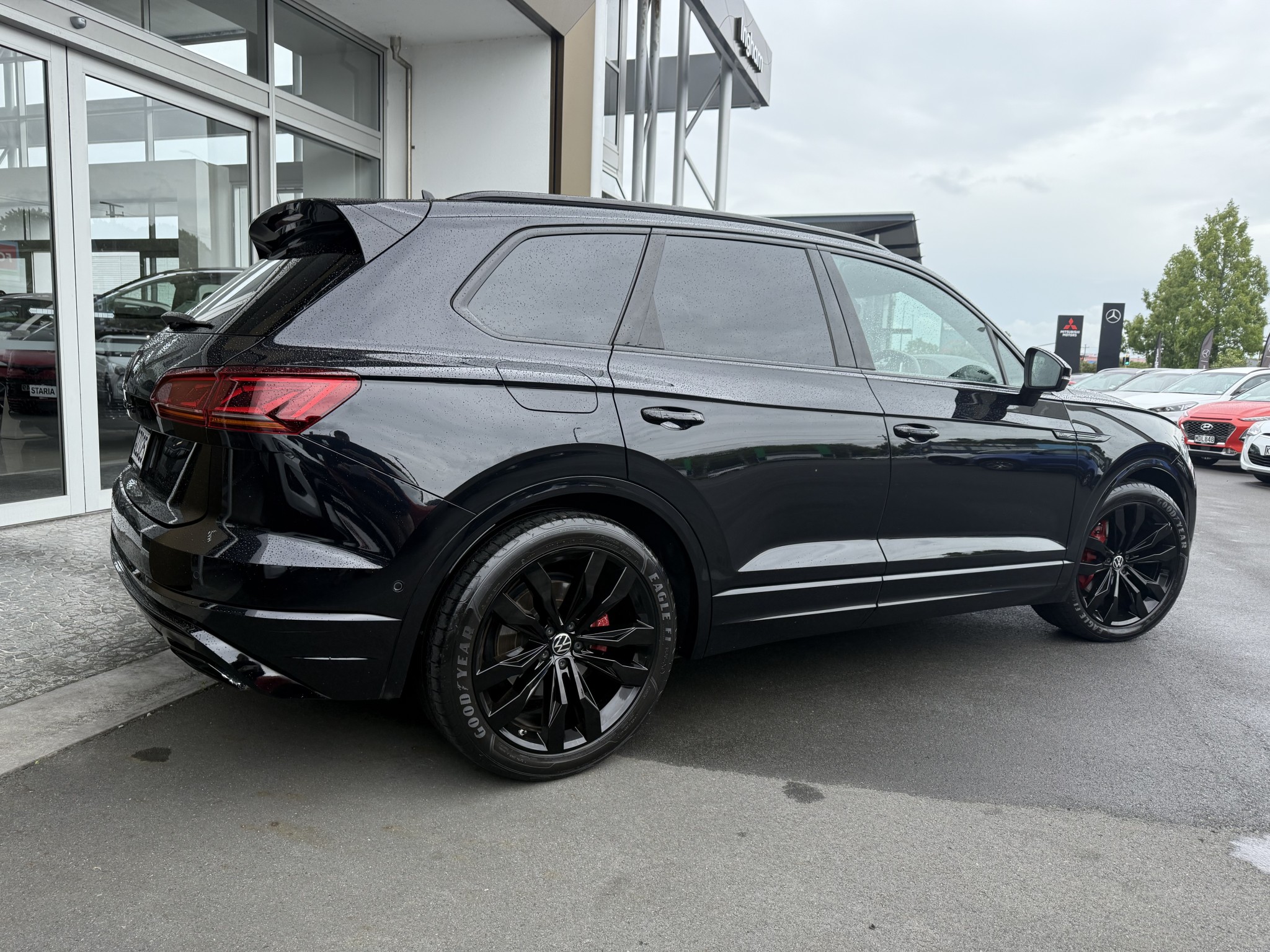 2021 Volkswagen Touareg | V6S 210KW R-Line | 25404 | 4